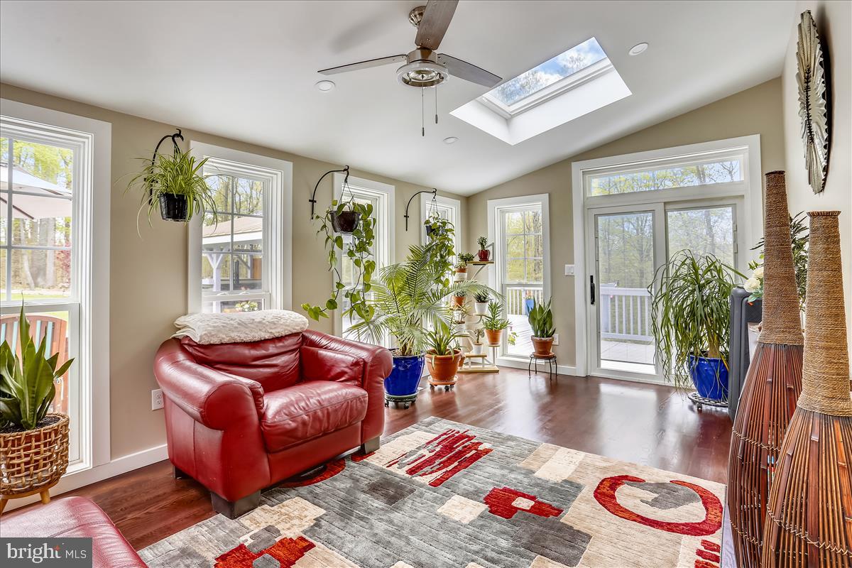 LEESBURG - Residential