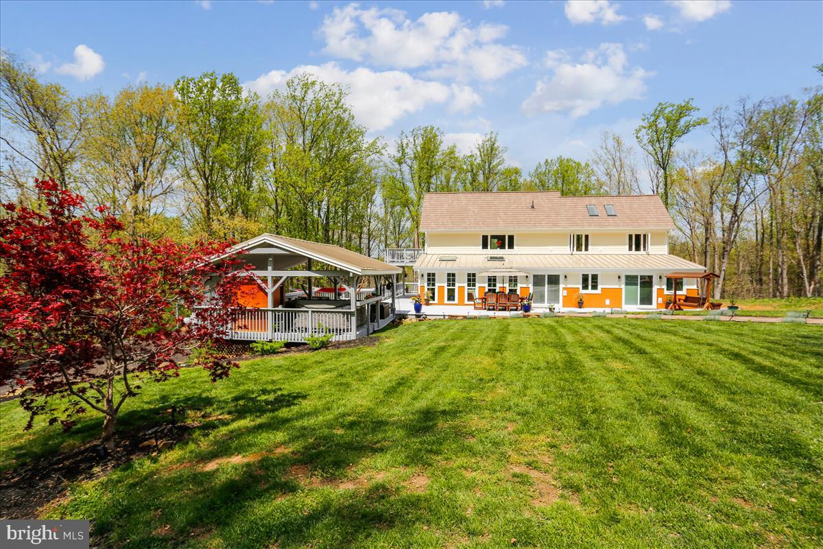 LEESBURG - Residential