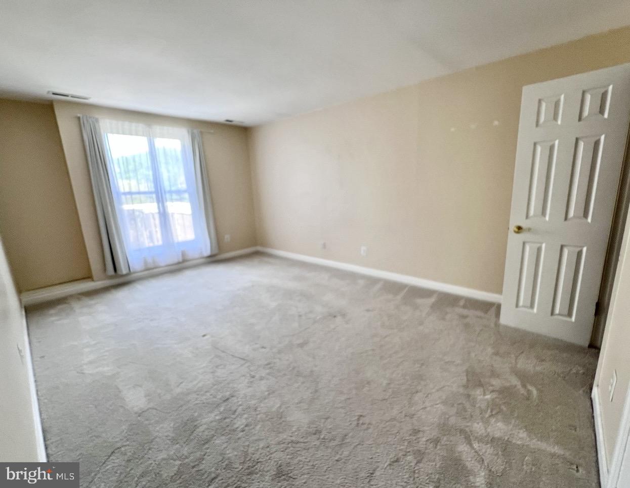 WOODBURN VILLAGE - Residential