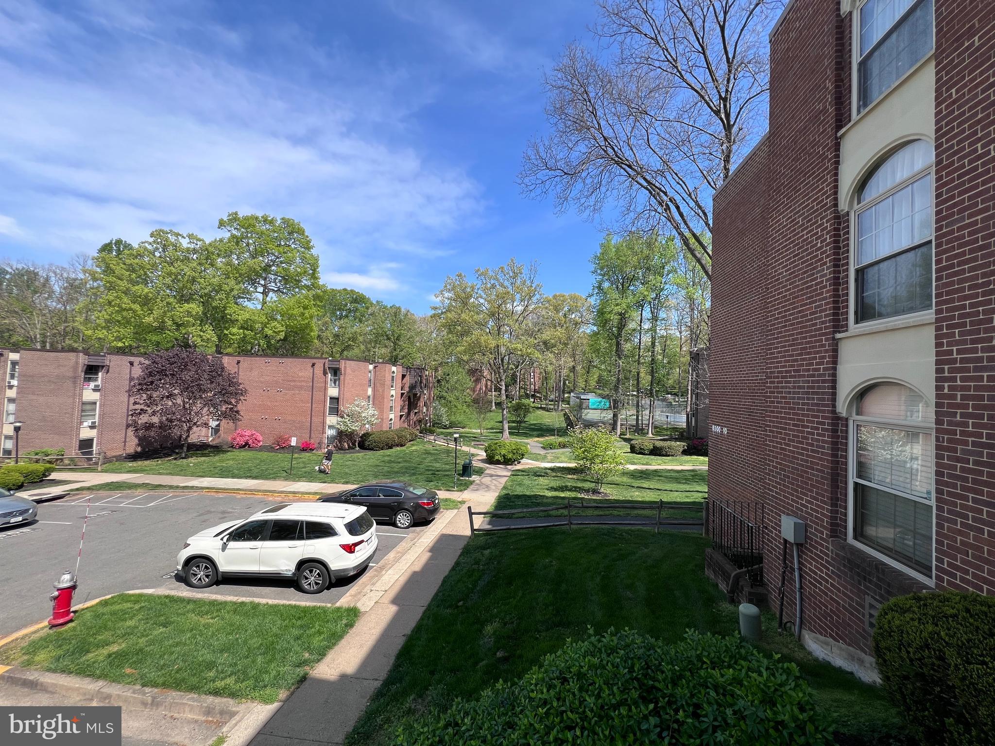 WOODBURN VILLAGE - Residential