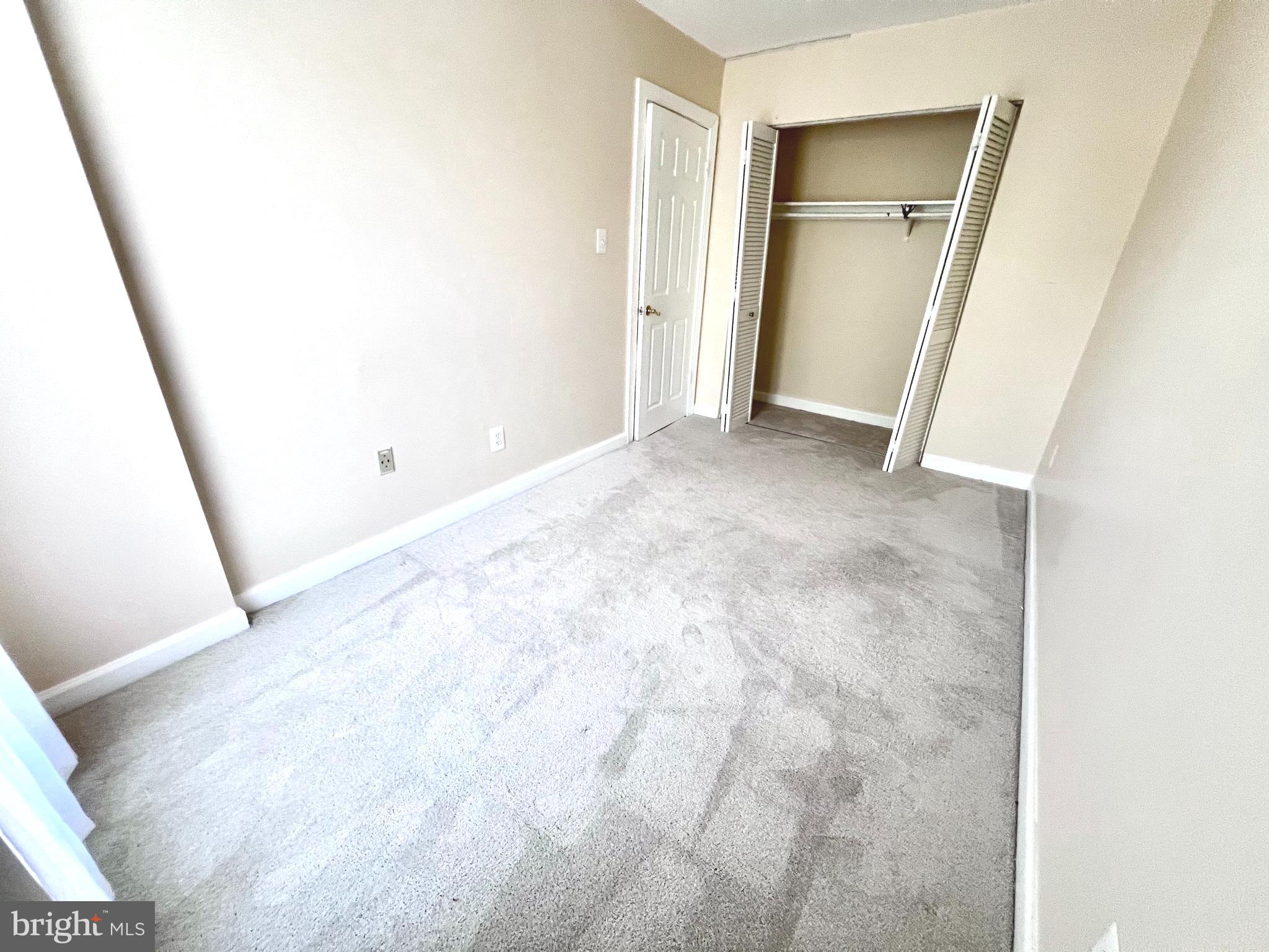 WOODBURN VILLAGE - Residential