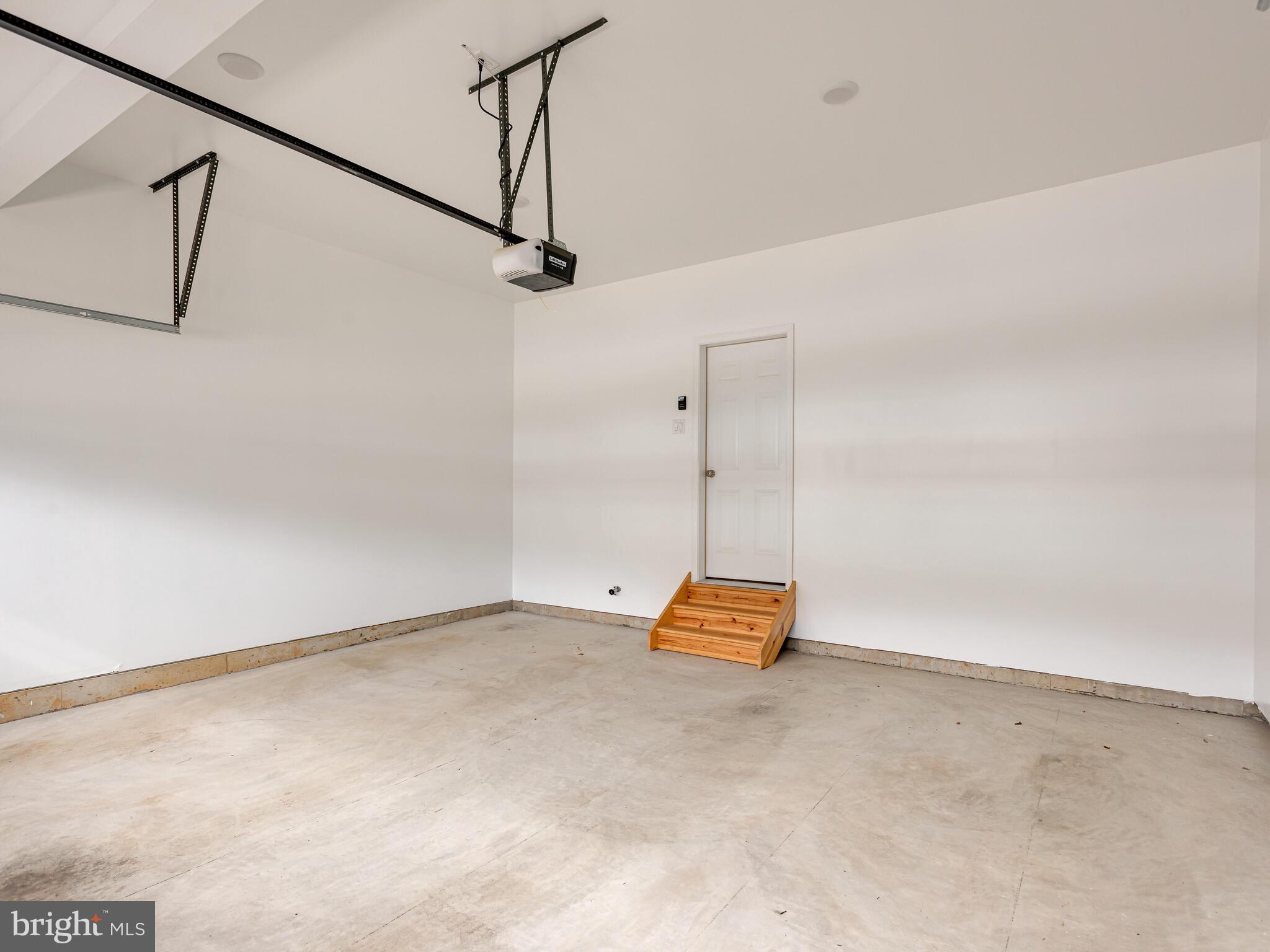 WILLISTOWN POINT - Residential