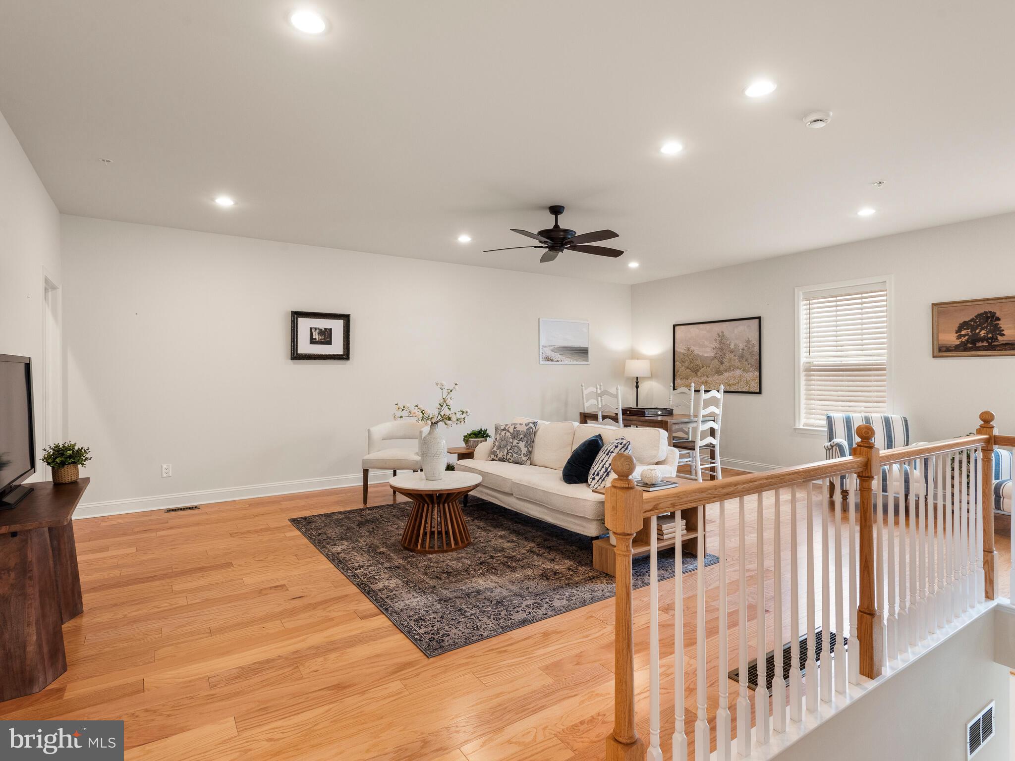 WILLISTOWN POINT - Residential