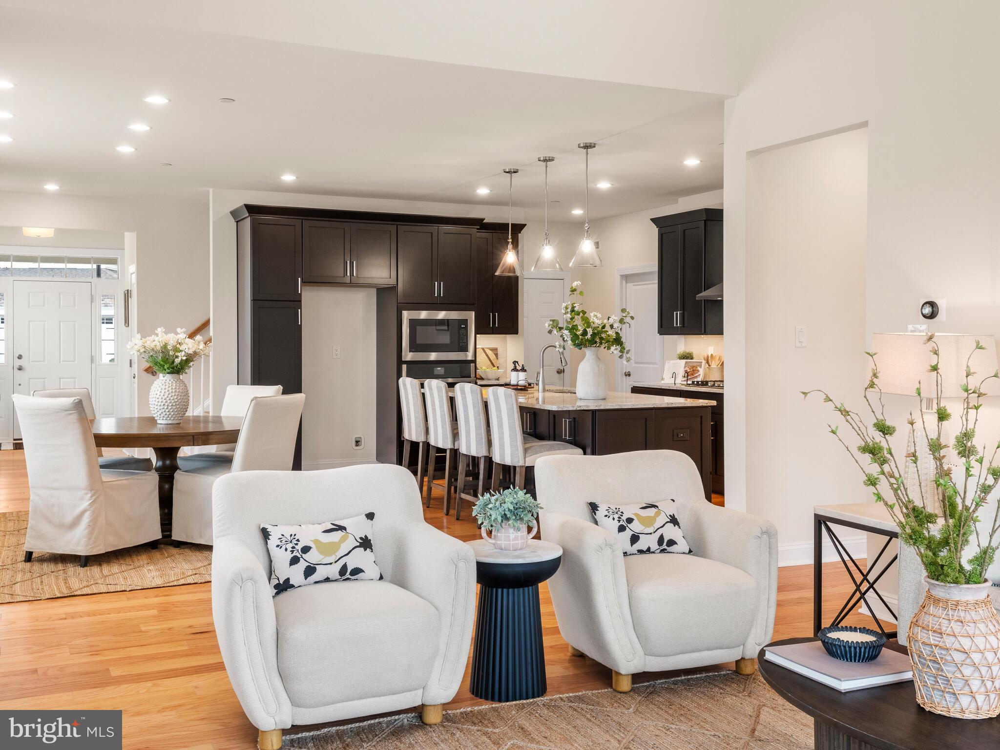 WILLISTOWN POINT - Residential