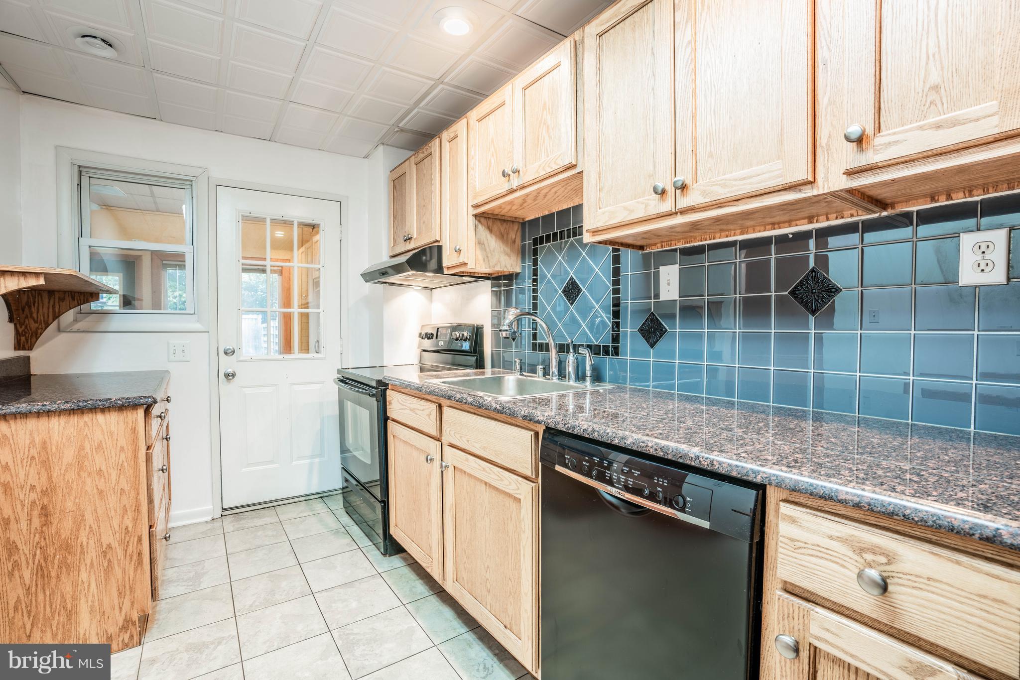 HAMPDEN HISTORIC DISTRICT - Residential