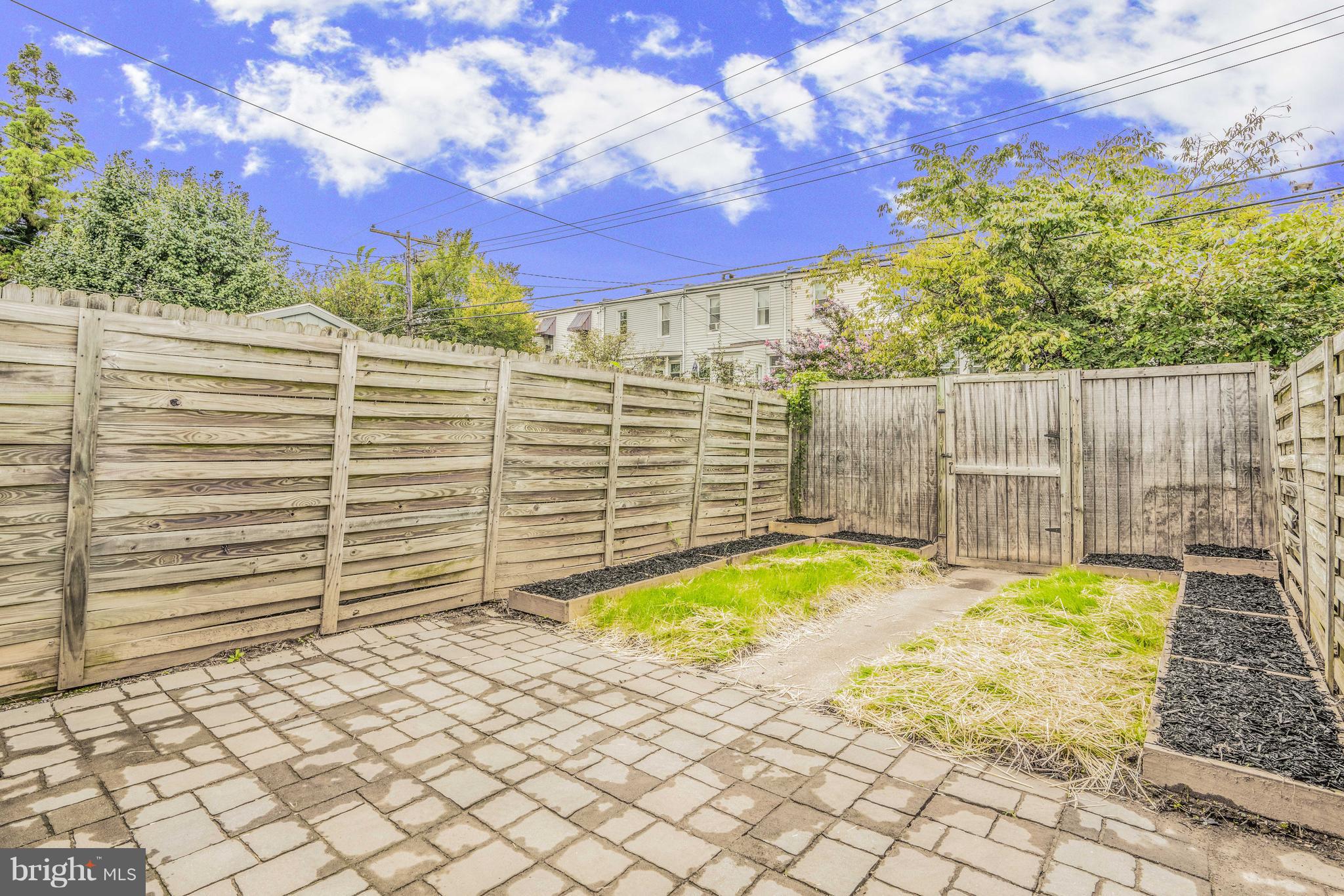 HAMPDEN HISTORIC DISTRICT - Residential