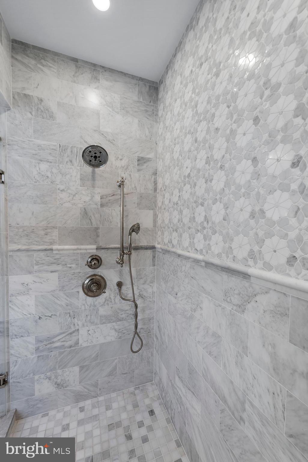 BELAMOUR - Residential