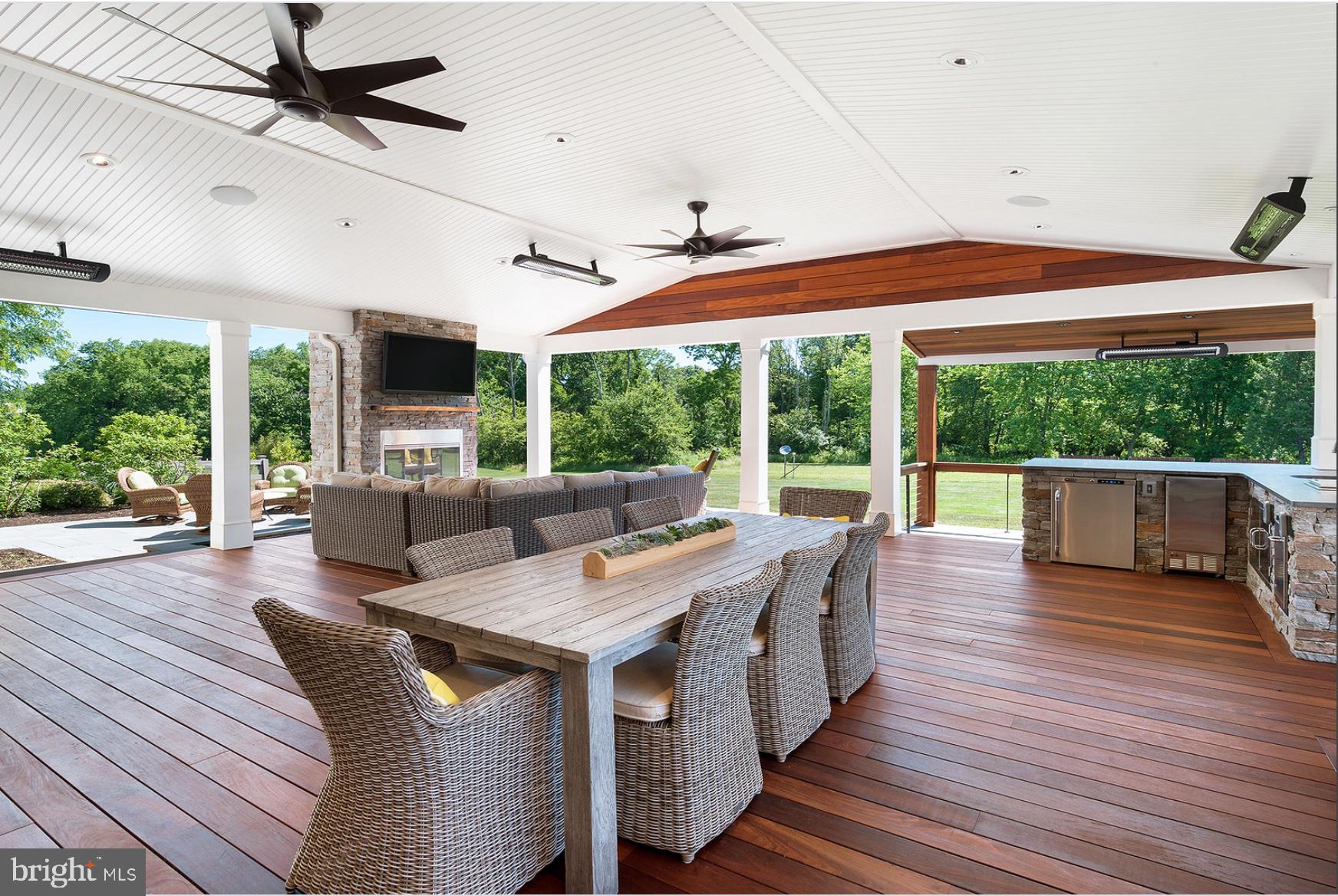 BELAMOUR - Residential