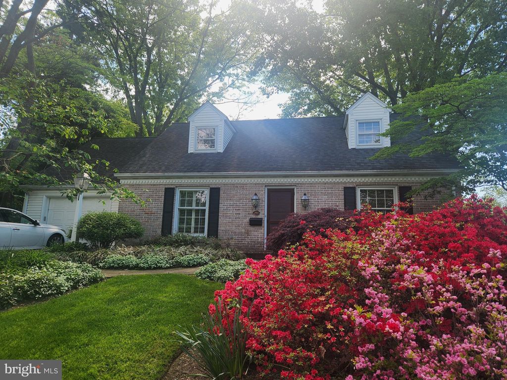 Photo of 255 N Jackson Street, STRASBURG, PA 17579 (MLS # PALA2070148)