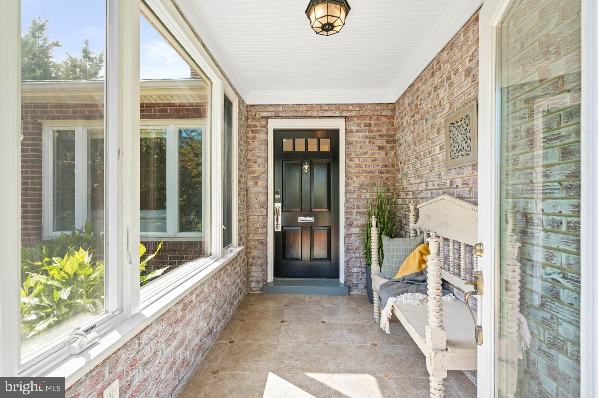 COUNTRY CLUB PARK - Residential