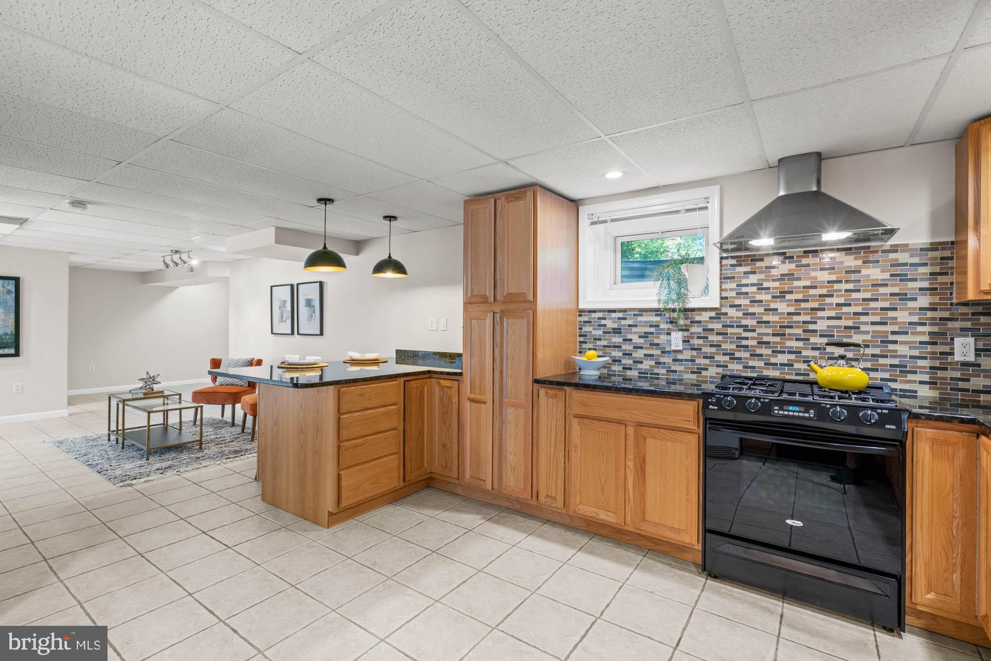 COUNTRY CLUB PARK - Residential