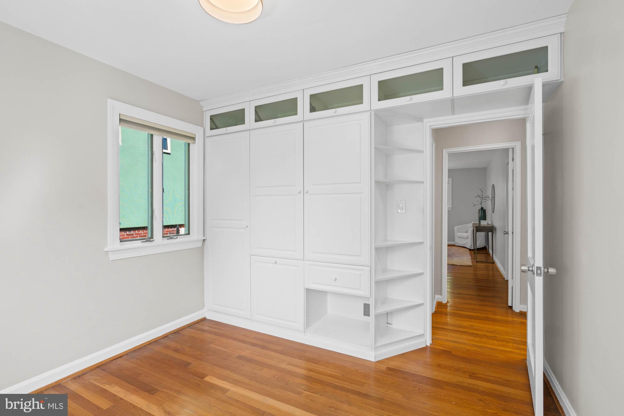 COUNTRY CLUB PARK - Residential