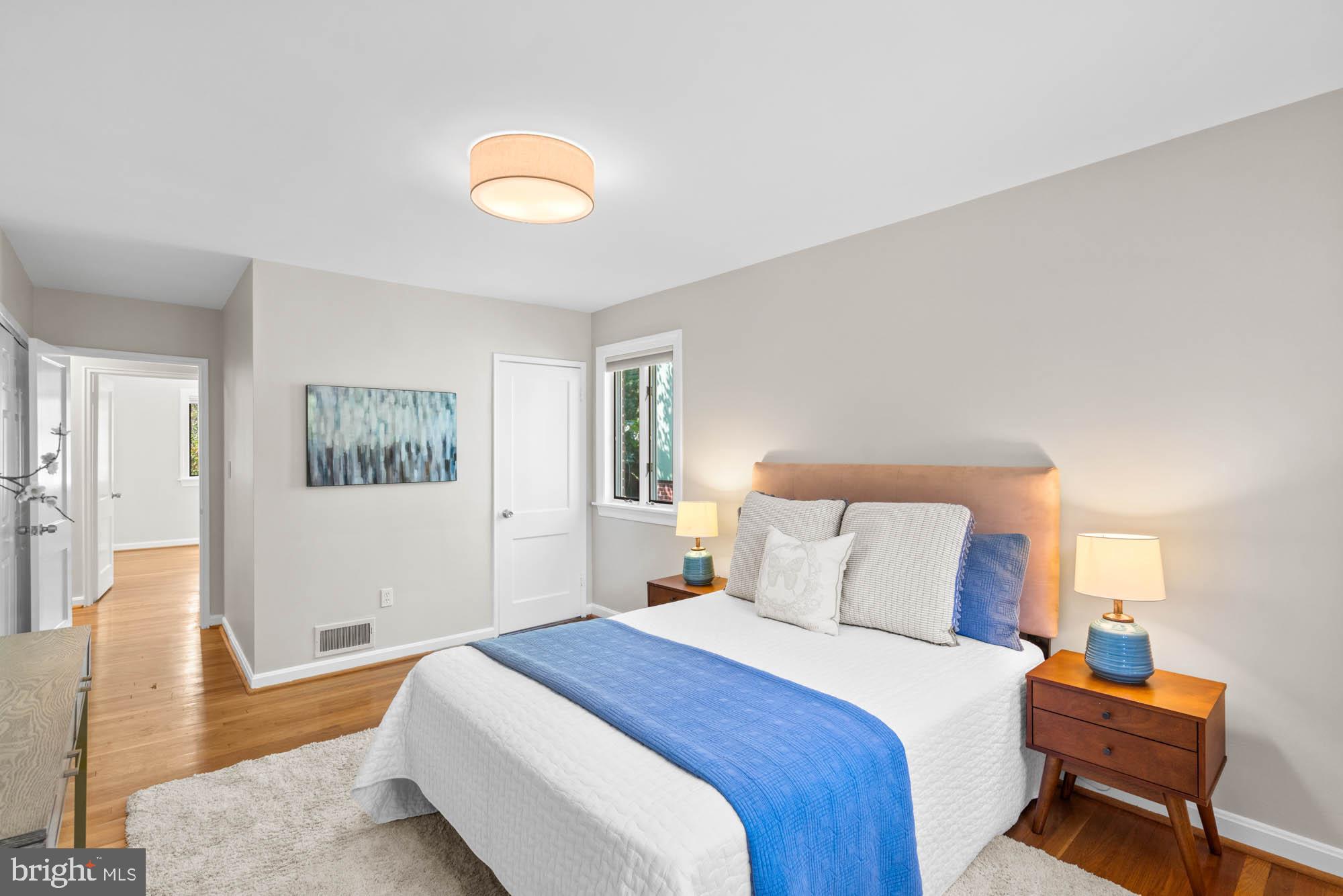 COUNTRY CLUB PARK - Residential