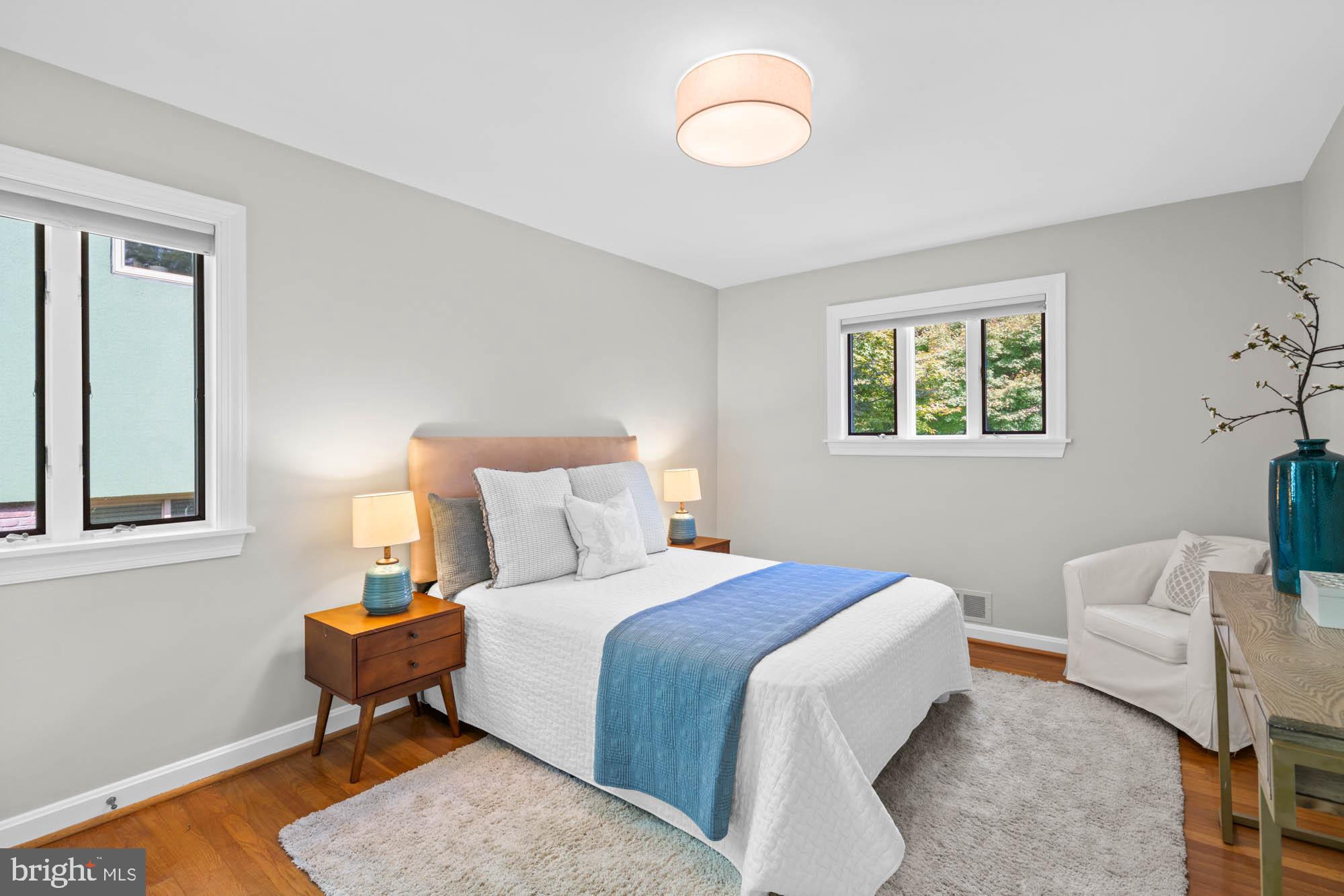 COUNTRY CLUB PARK - Residential