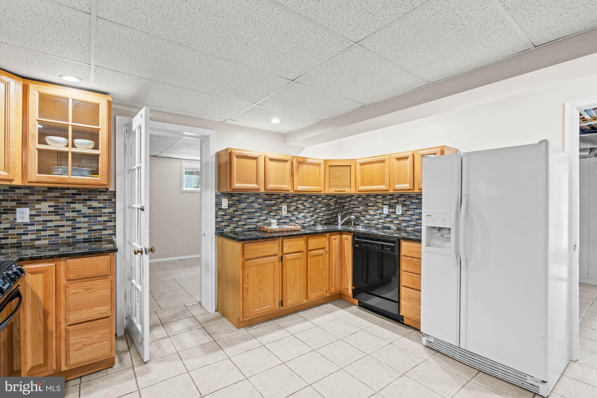 COUNTRY CLUB PARK - Residential