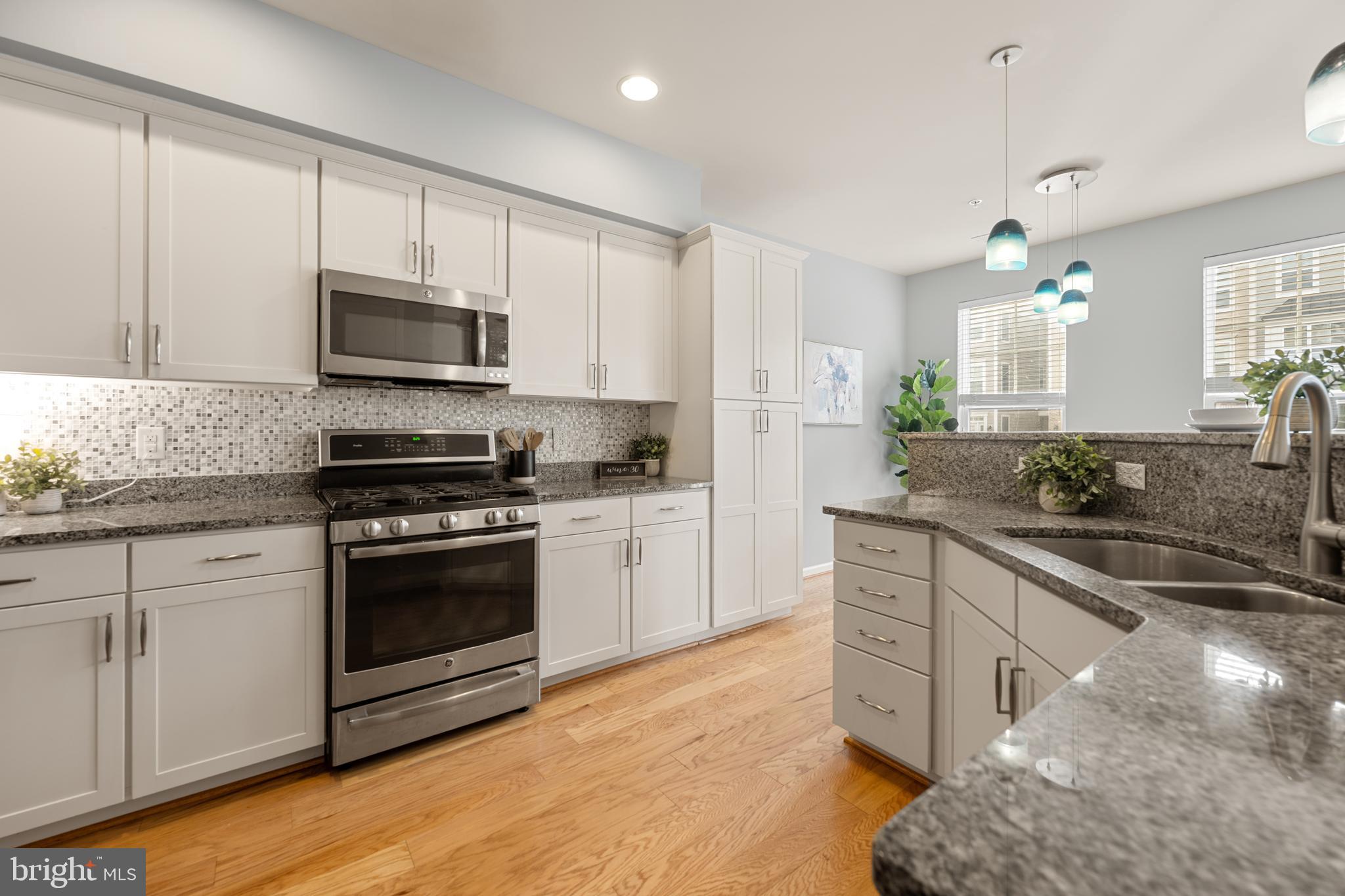 EAST GATE 3 CONDOMINIUM - Residential