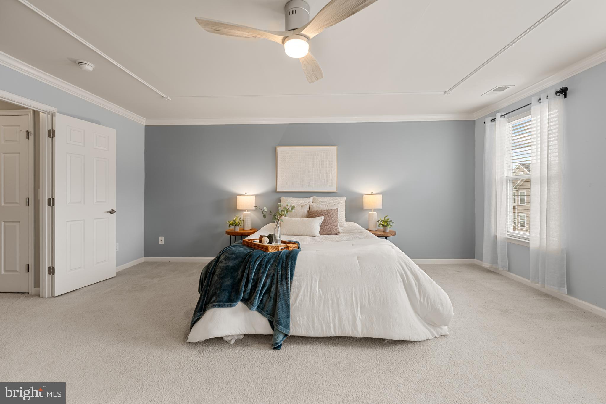 EAST GATE 3 CONDOMINIUM - Residential