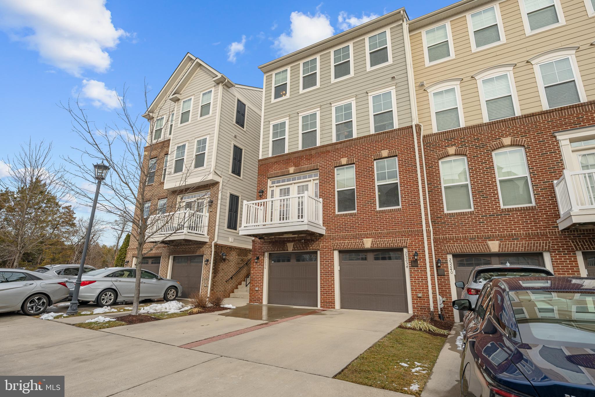 EAST GATE 3 CONDOMINIUM - Residential