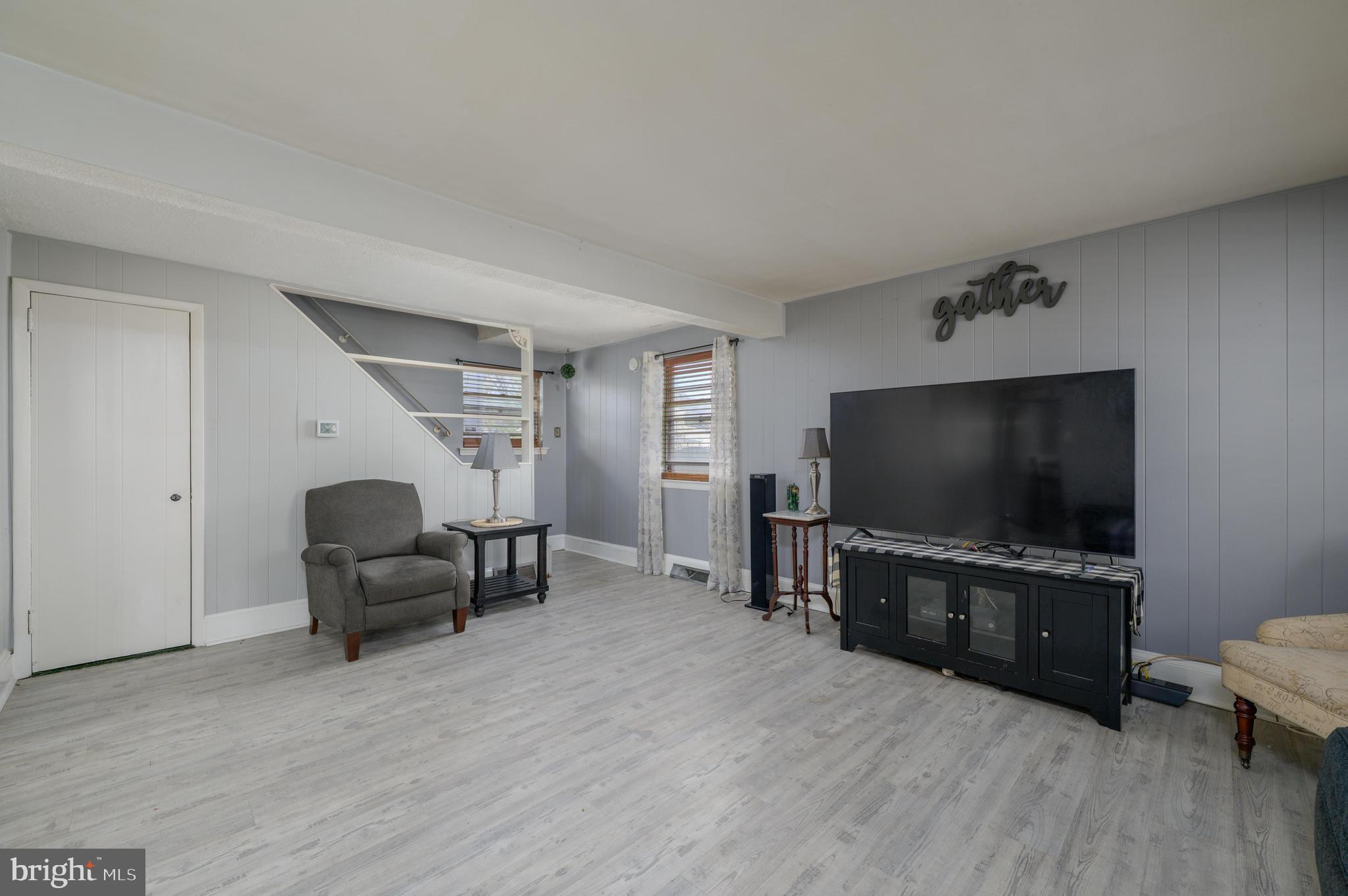 5532 WHITMAN TERRACE