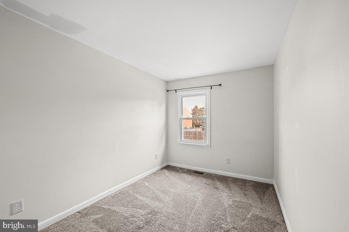 CRESTWOOD HAMLET - Residential