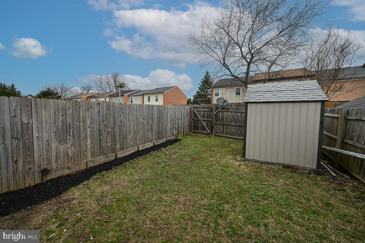 CRESTWOOD HAMLET - Residential