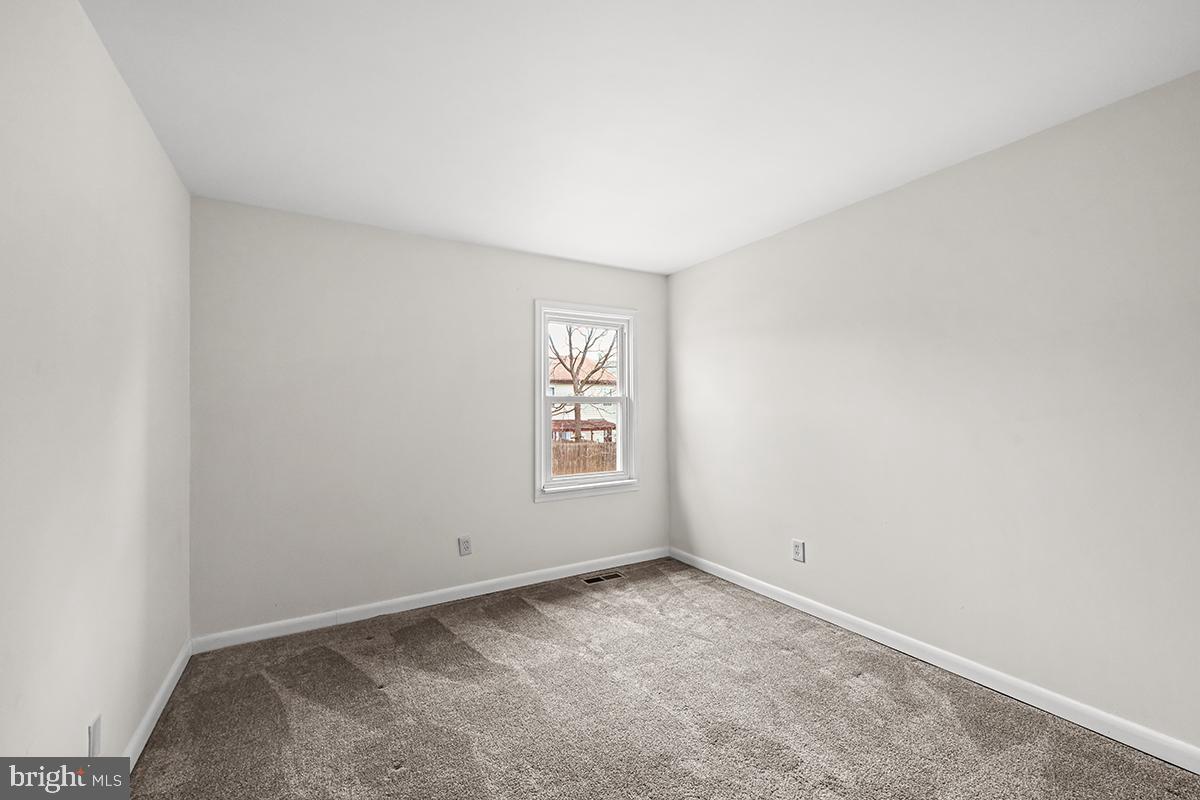 CRESTWOOD HAMLET - Residential