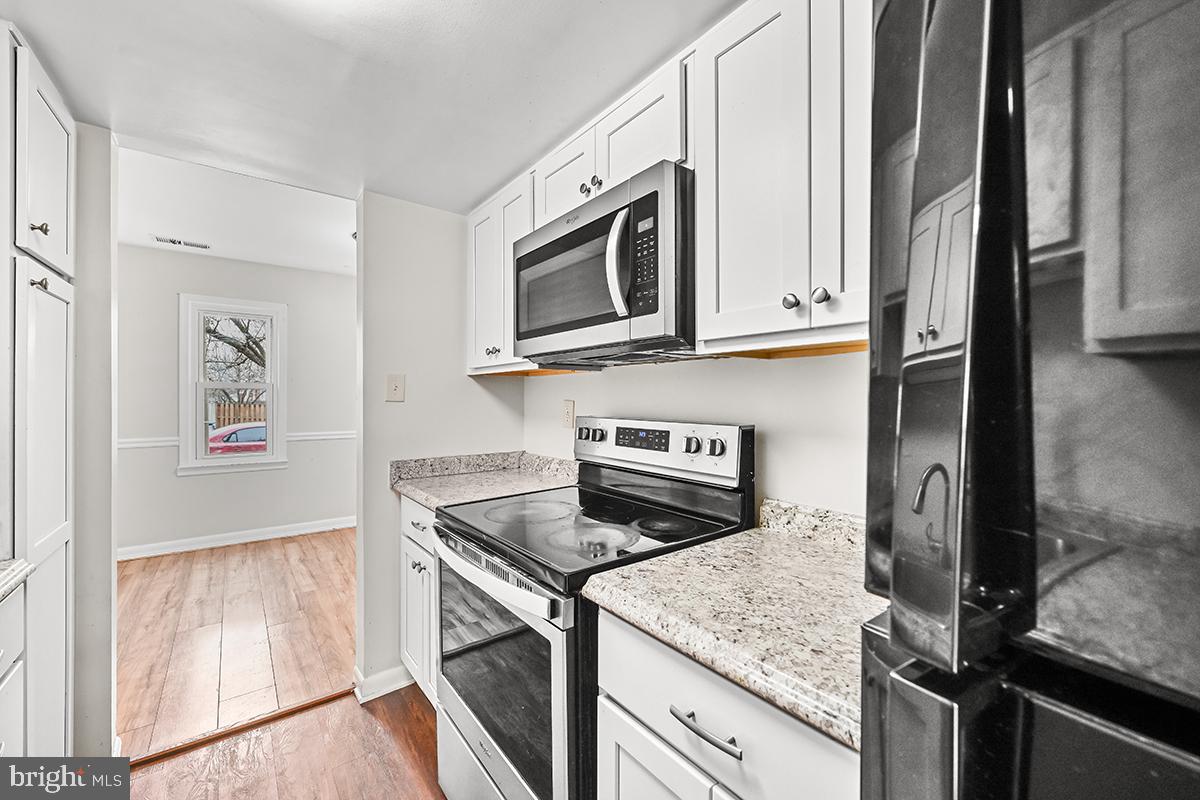 CRESTWOOD HAMLET - Residential