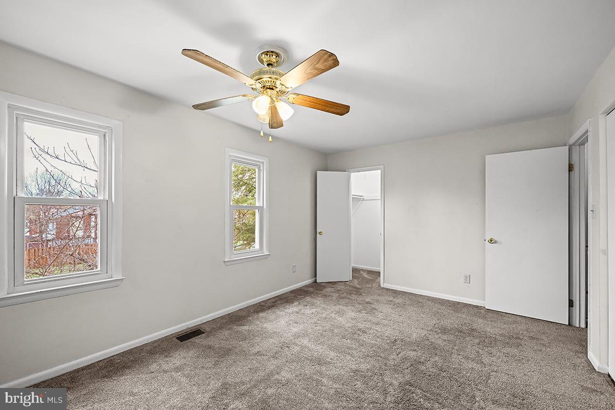 CRESTWOOD HAMLET - Residential