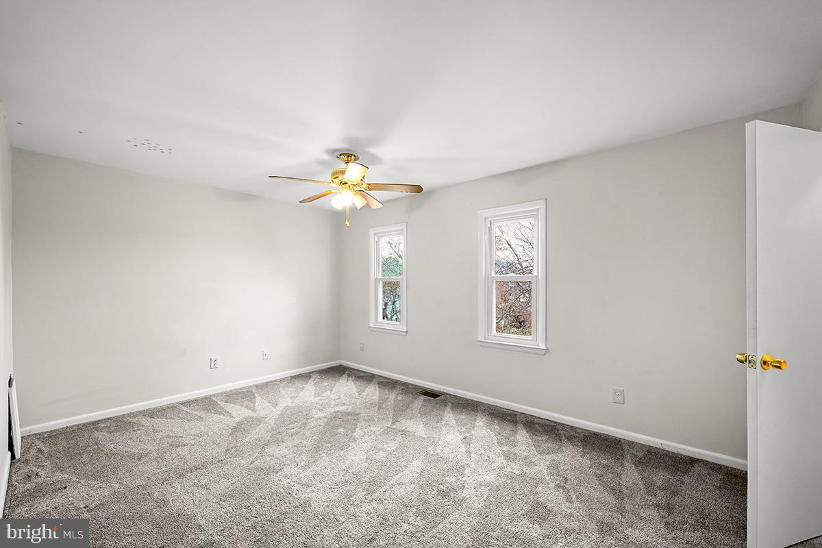 CRESTWOOD HAMLET - Residential