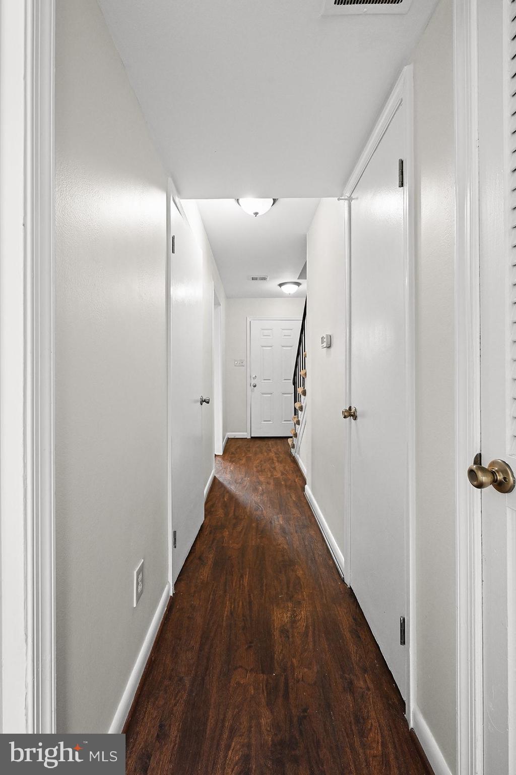 CRESTWOOD HAMLET - Residential