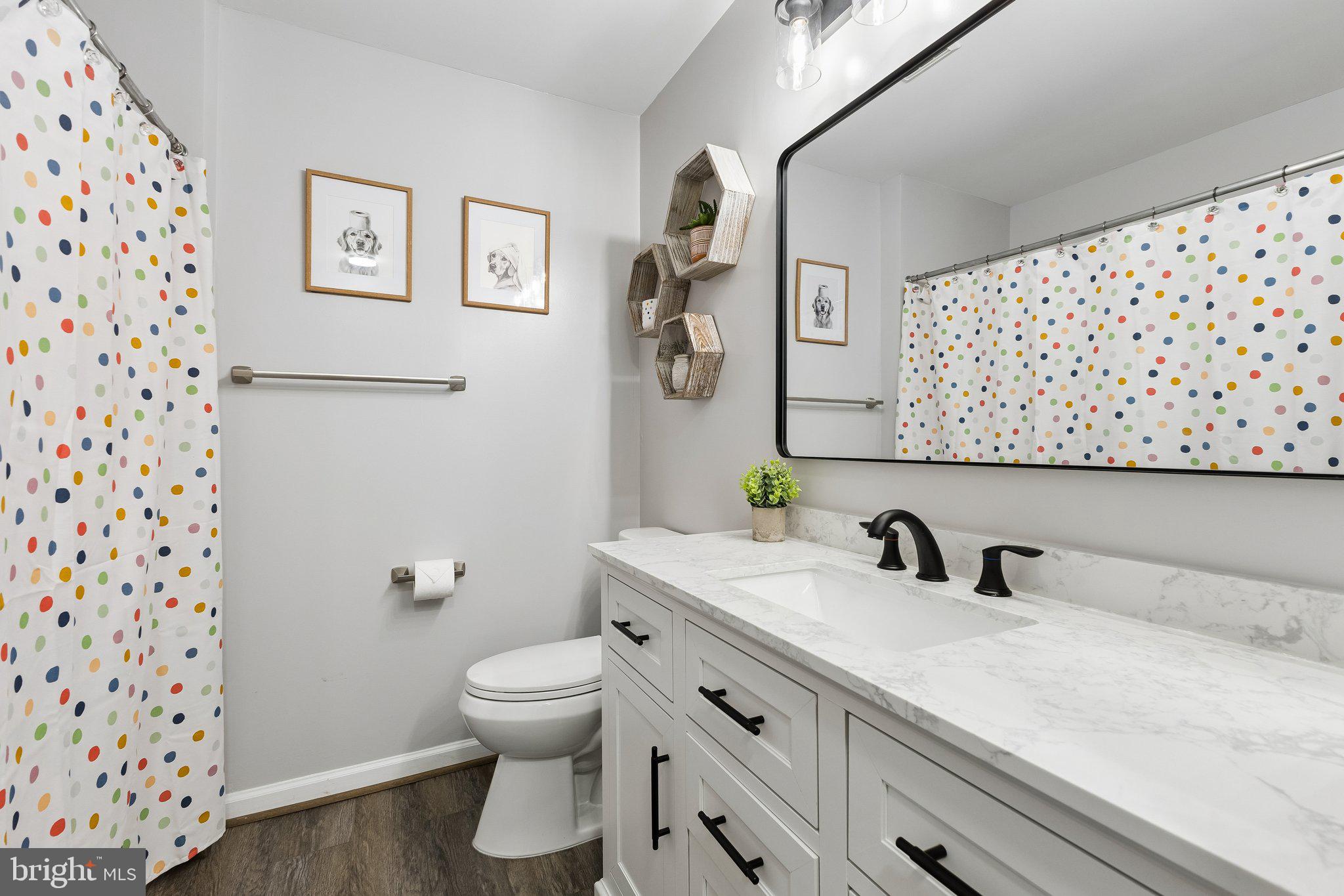 KINGSTOWNE - Residential