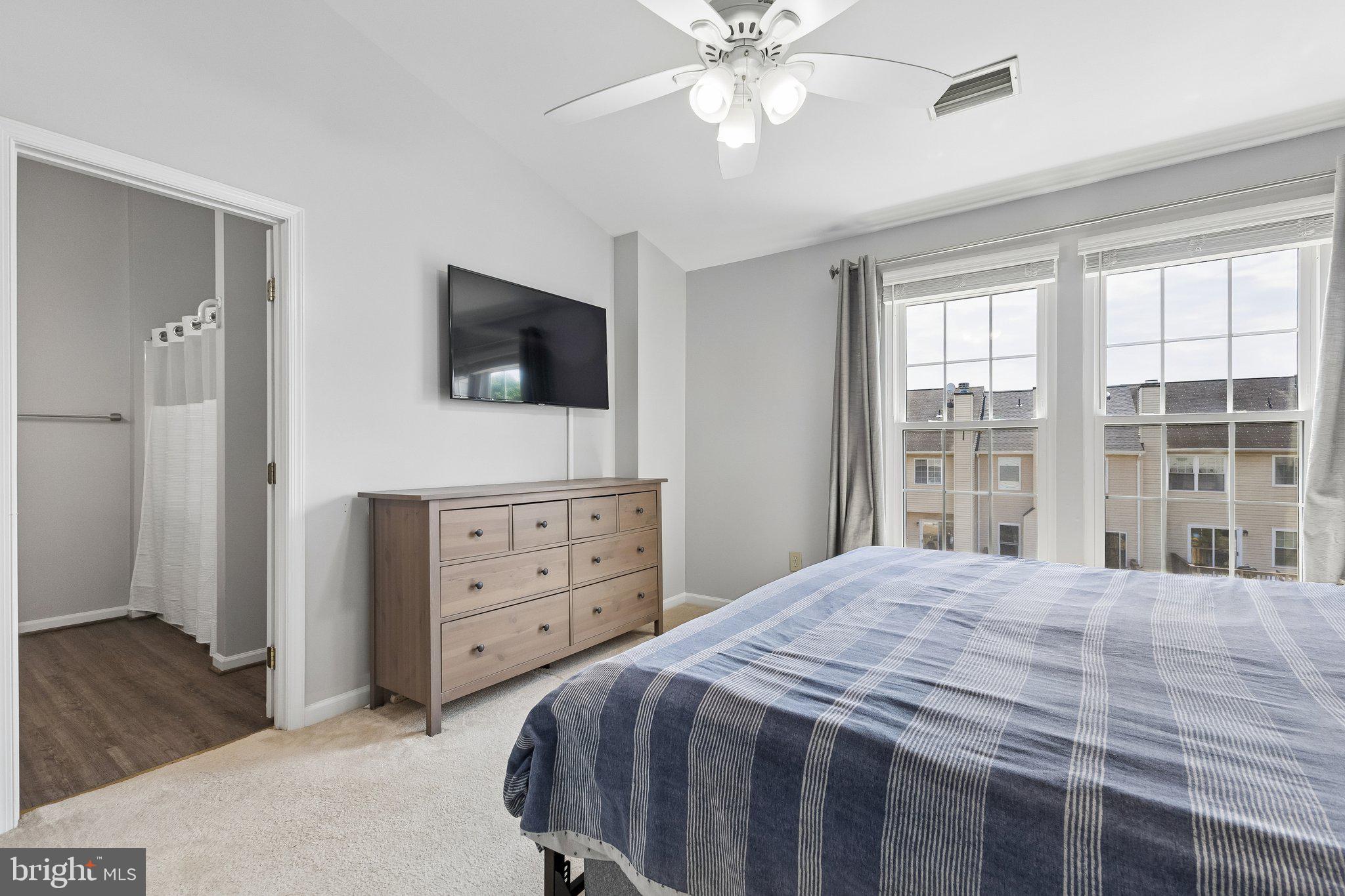 KINGSTOWNE - Residential