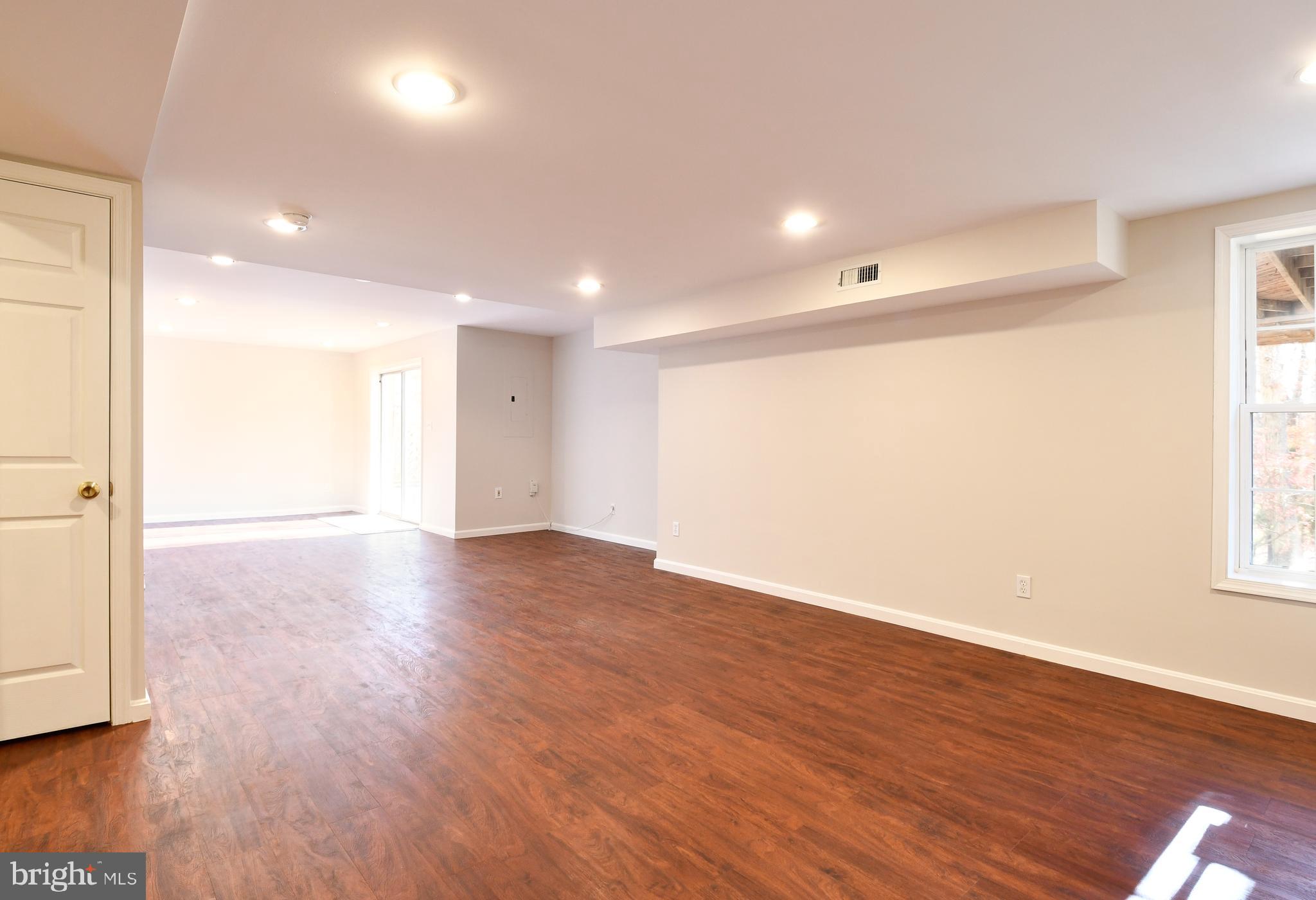 NORTH CLEARVIEW - Residential