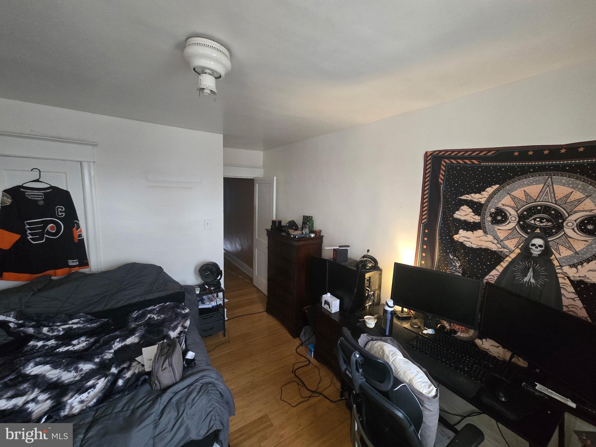 MAYFAIR (WEST) - Residential