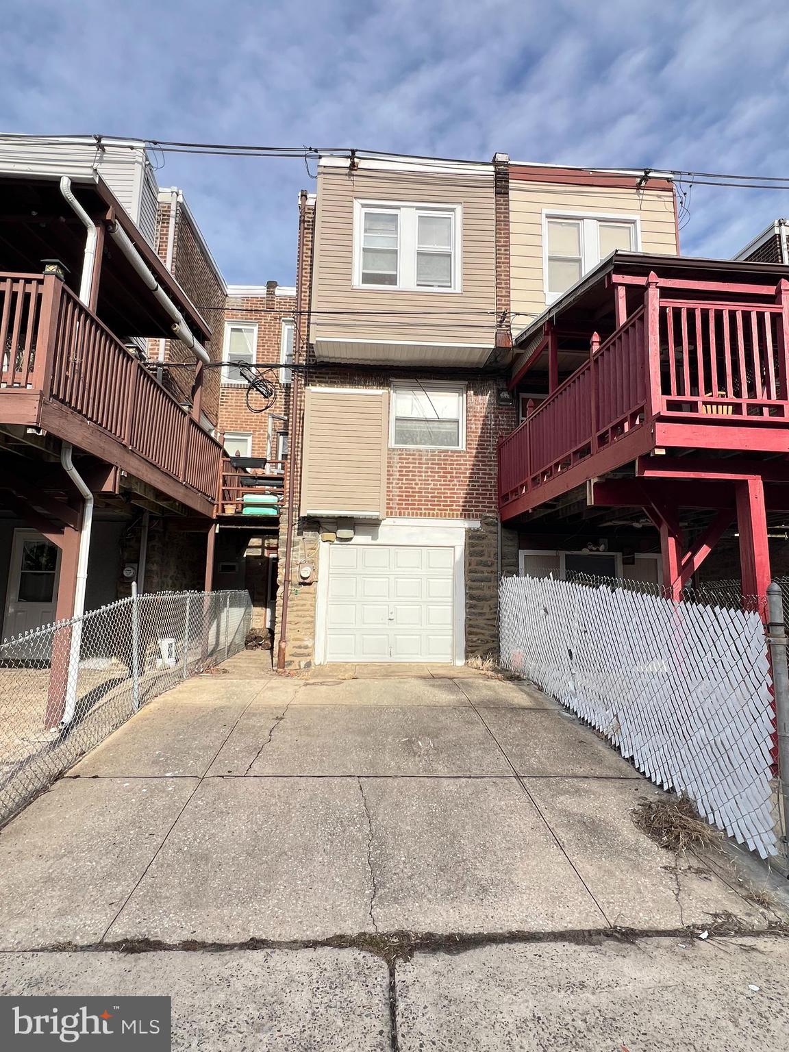 MAYFAIR (WEST) - Residential