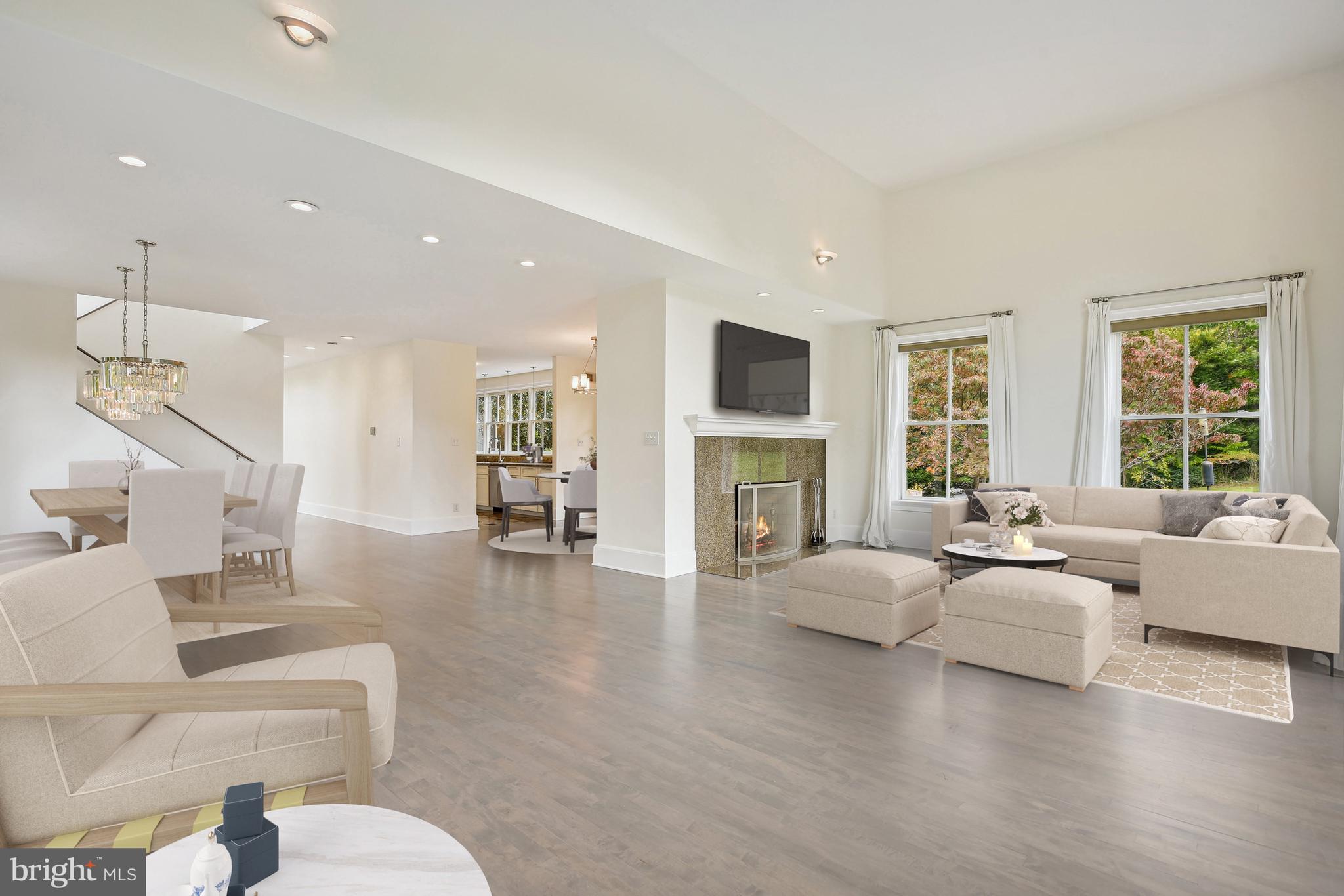 RIVERSCAPE - Residential Lease