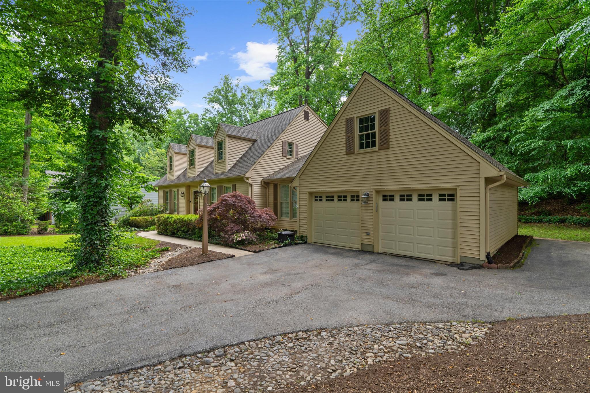 21 OLD STURBRIDGE ROAD