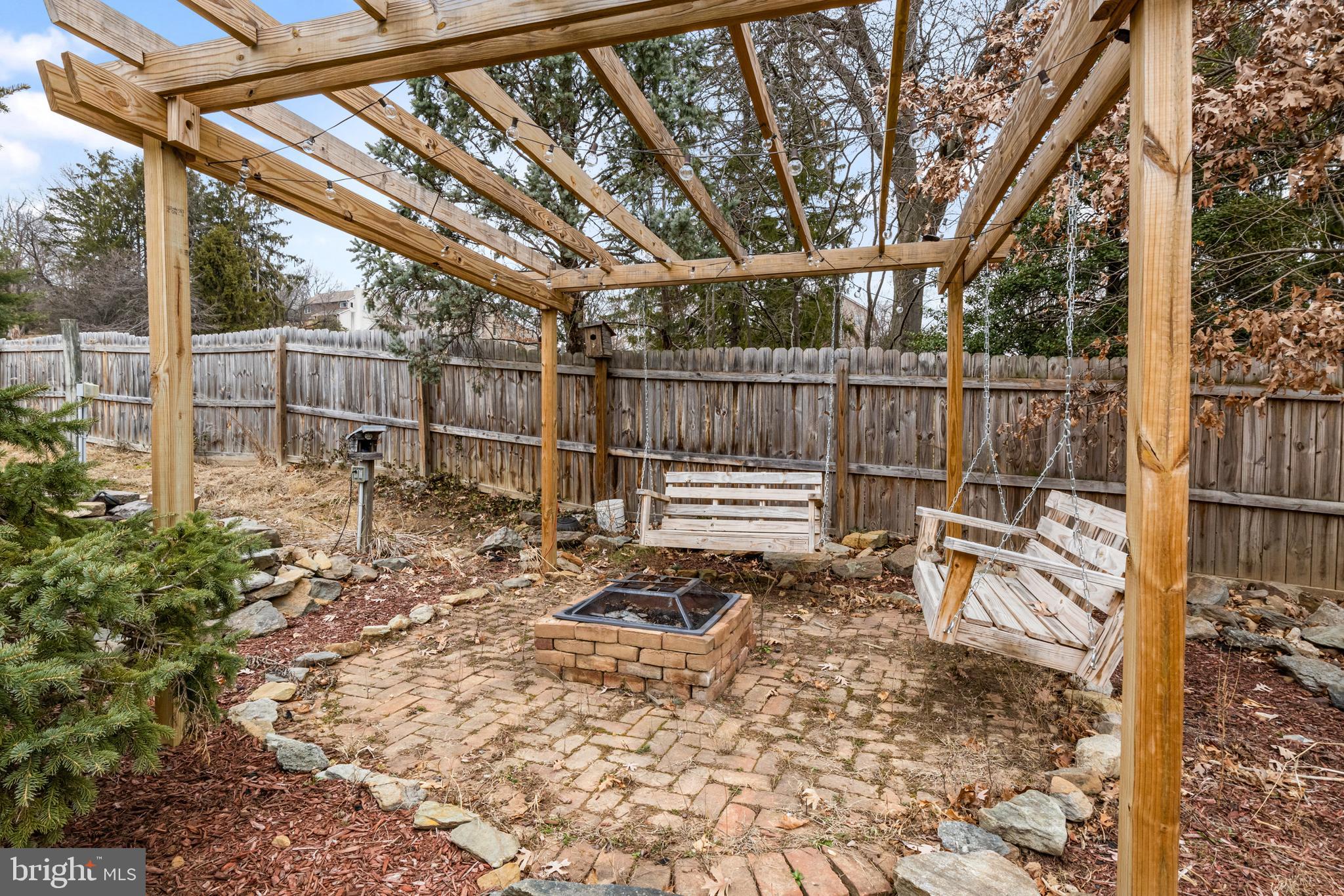 SPRINGETTSBURY TWP - Residential