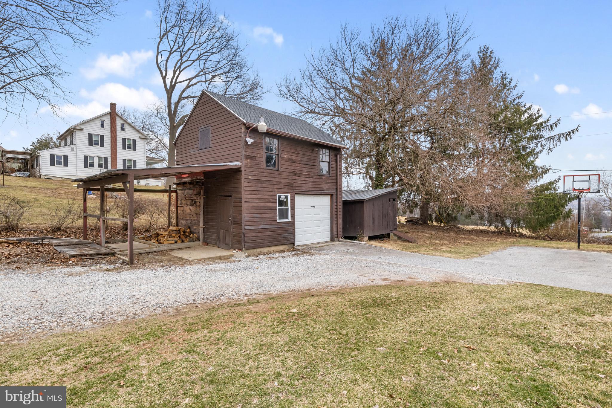 SPRINGETTSBURY TWP - Residential