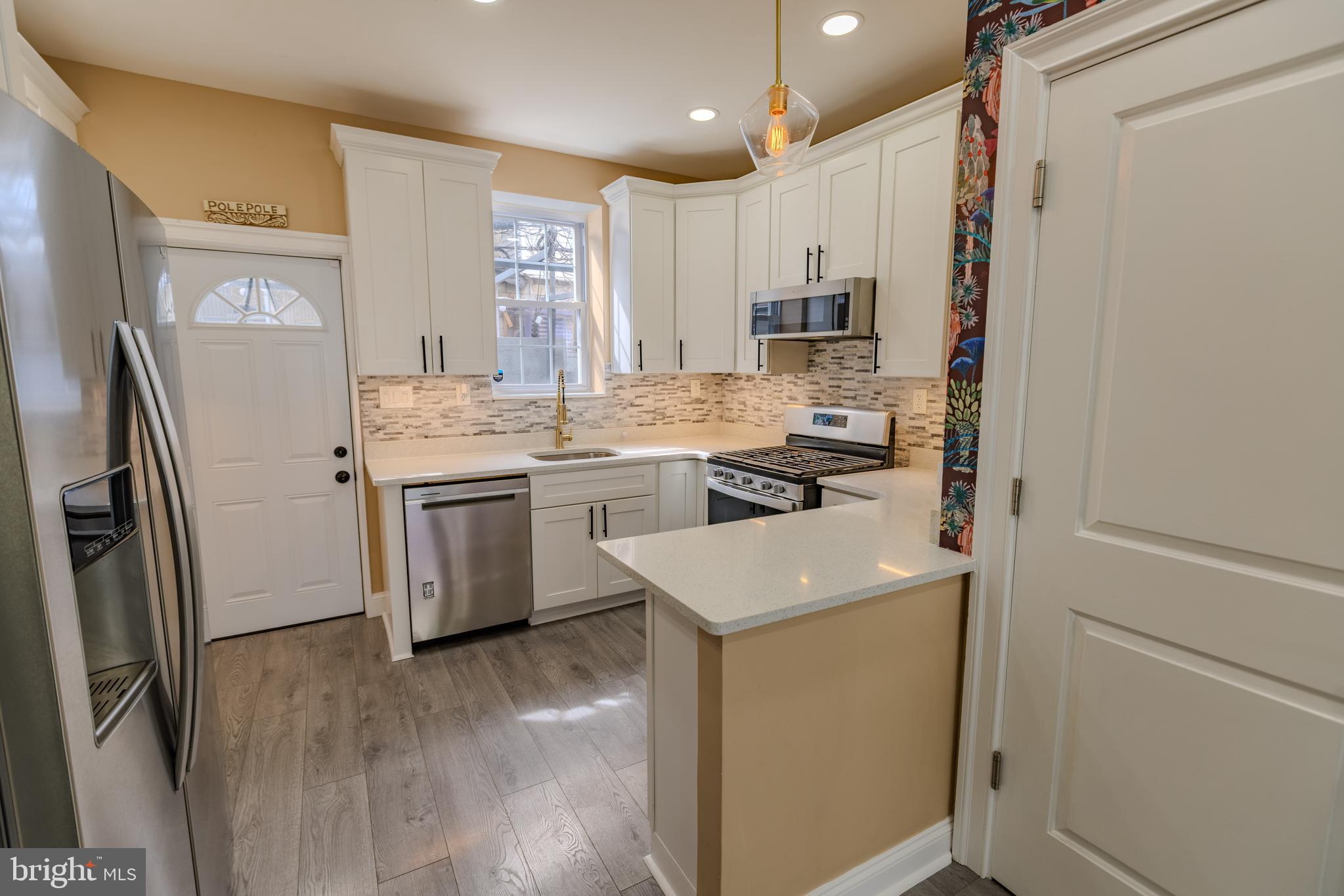 POINT BREEZE - Residential