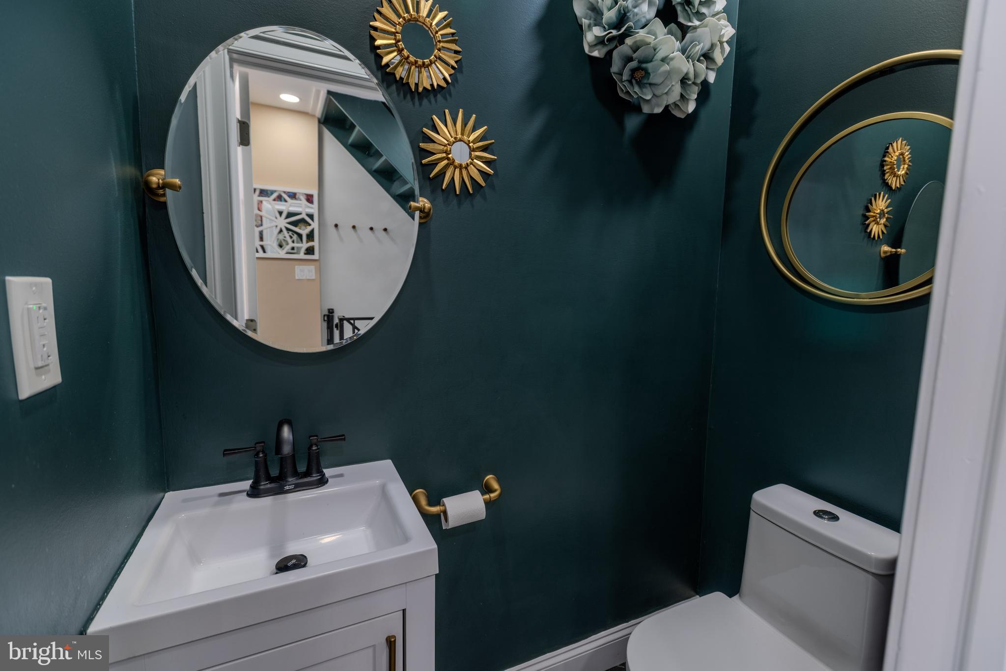 POINT BREEZE - Residential