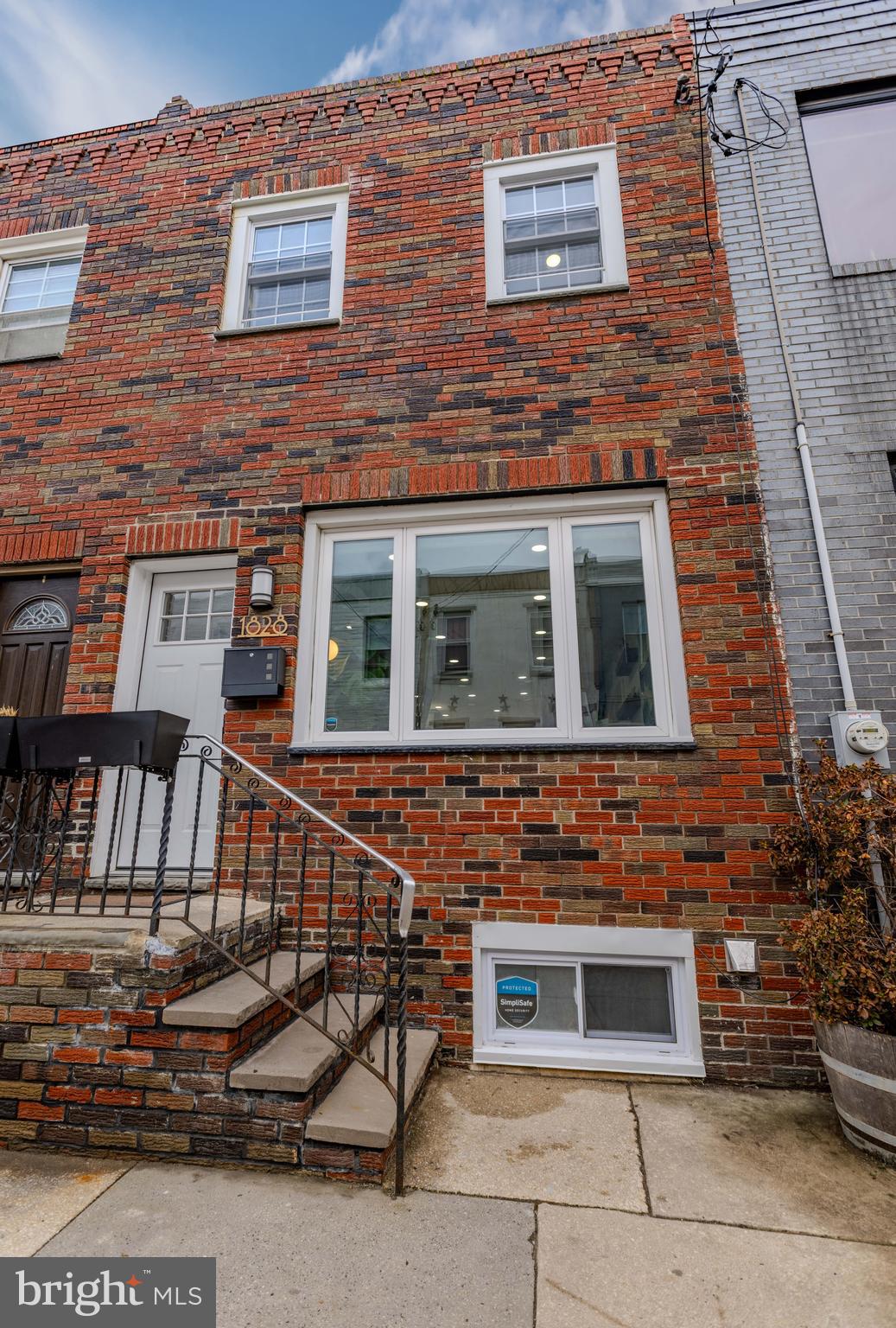 POINT BREEZE - Residential