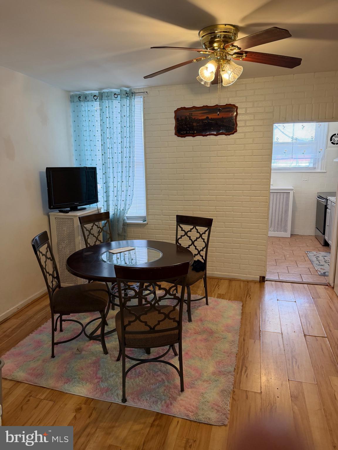 MAYFAIR (EAST) - Residential