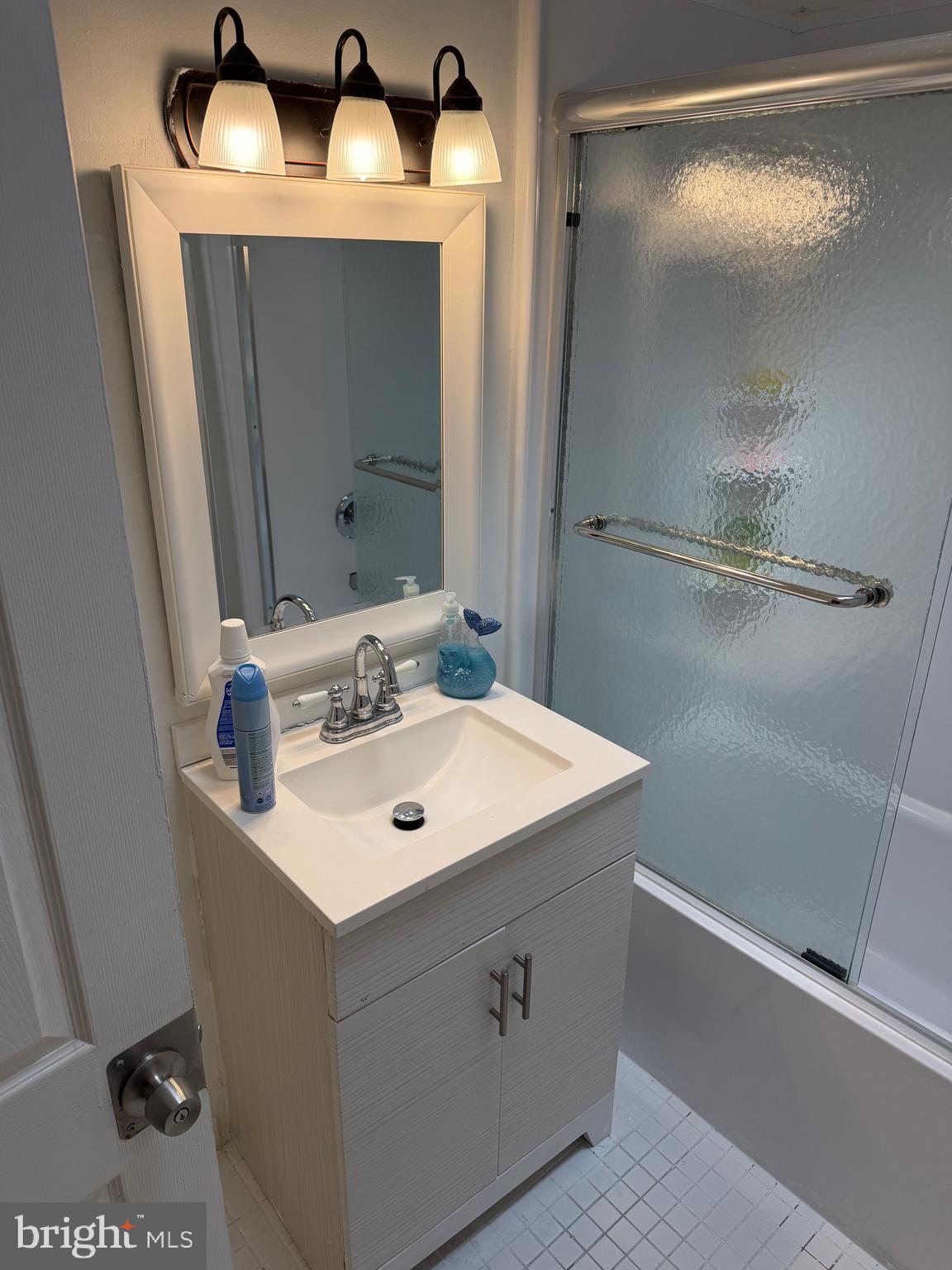 MAYFAIR (EAST) - Residential