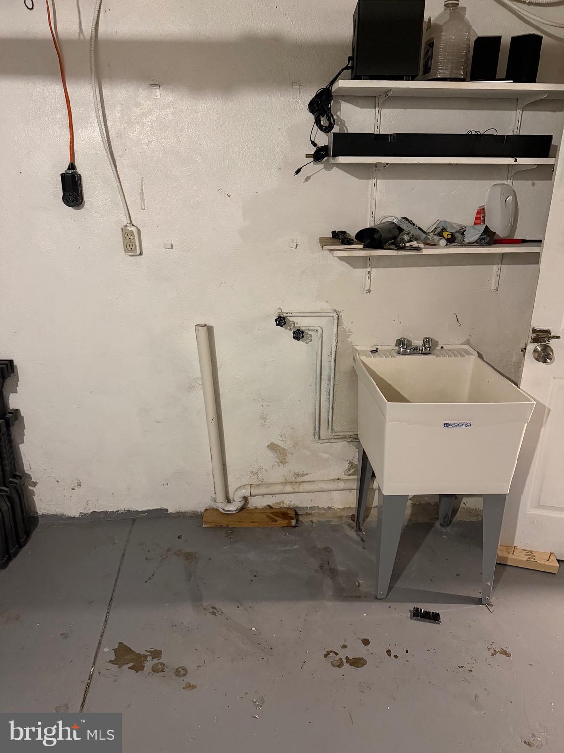 MAYFAIR (EAST) - Residential