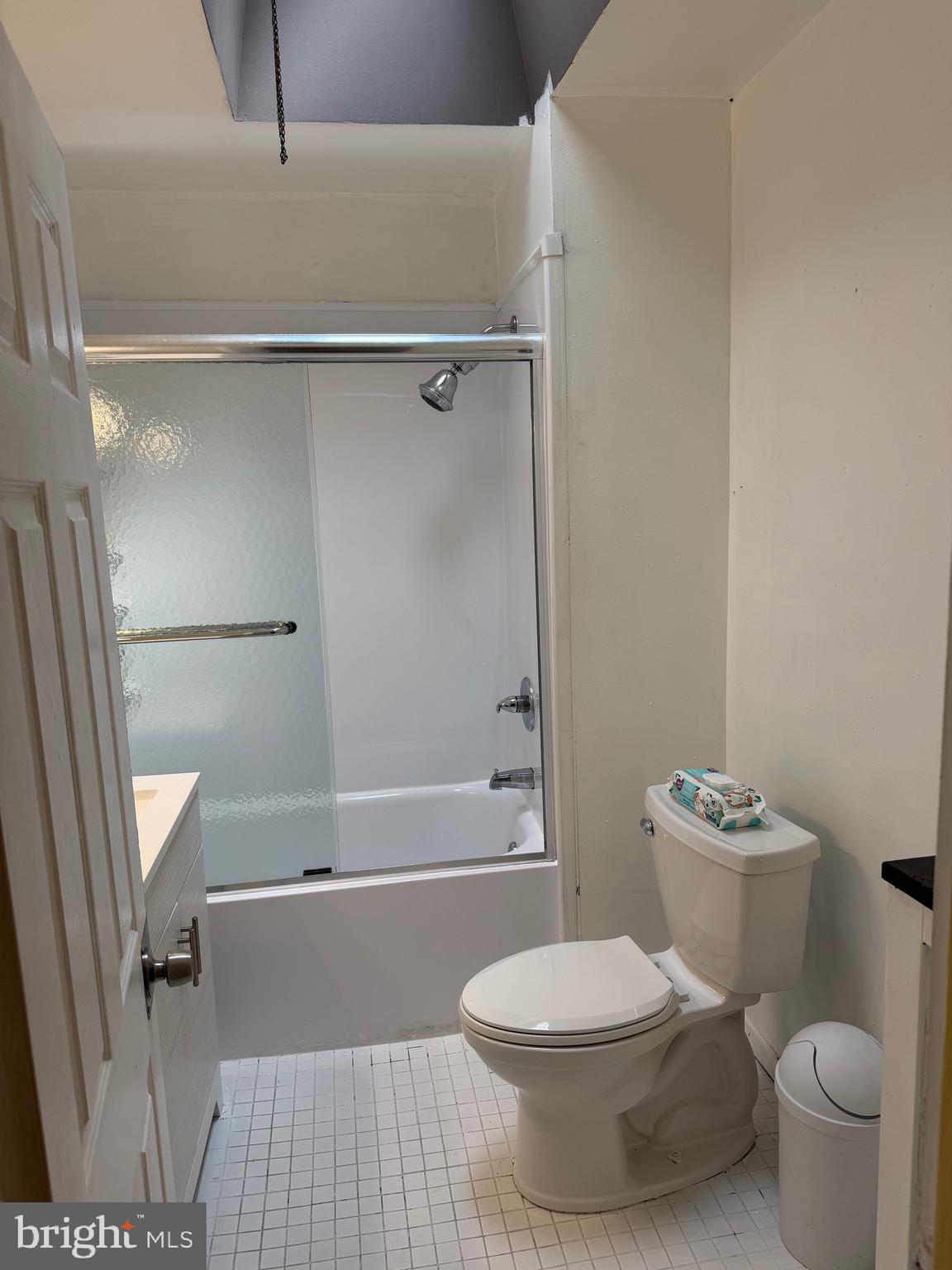 MAYFAIR (EAST) - Residential