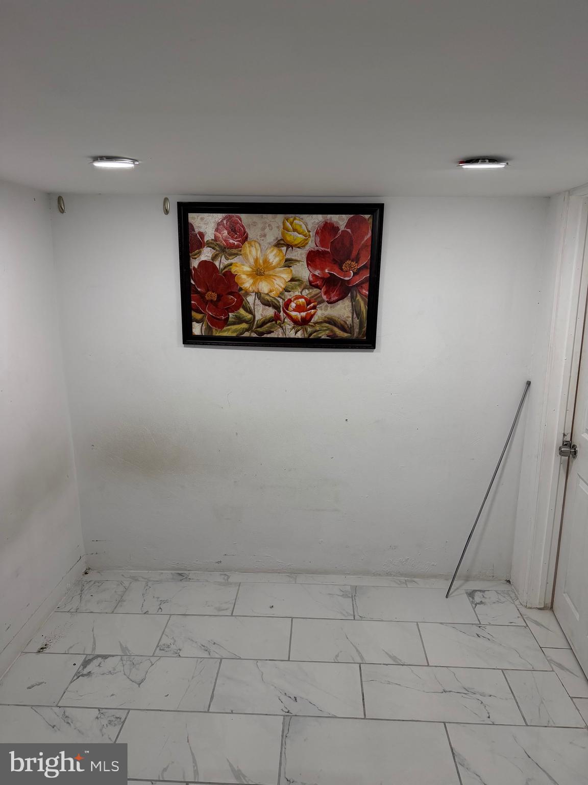 MAYFAIR (EAST) - Residential