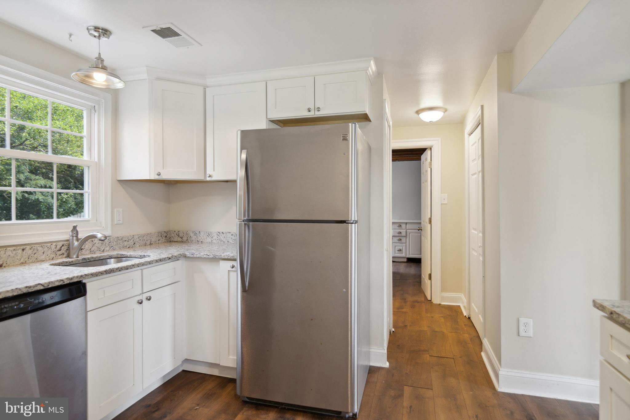 MAPLE RIDGE - Residential Lease