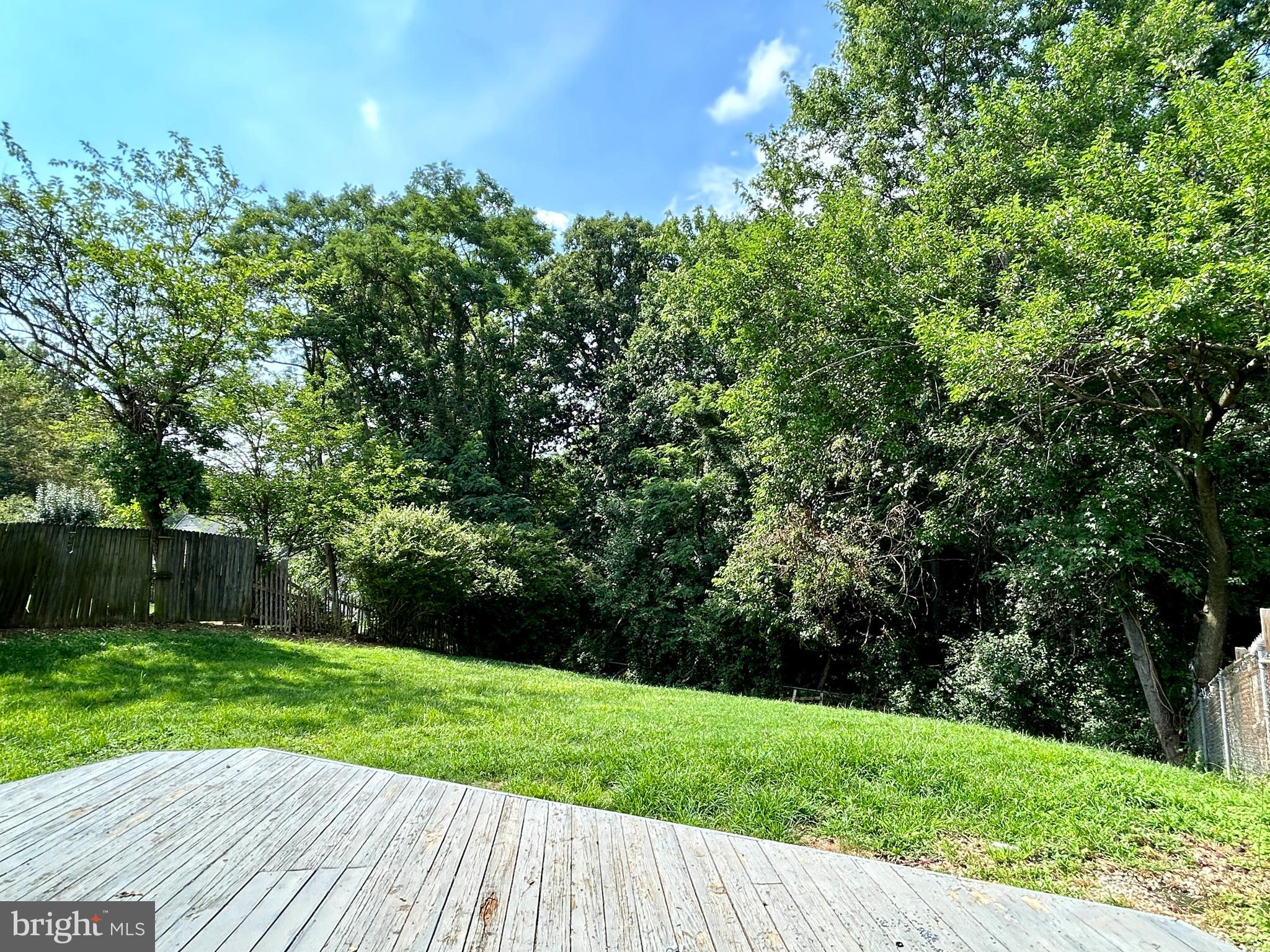 MAPLE RIDGE - Residential Lease