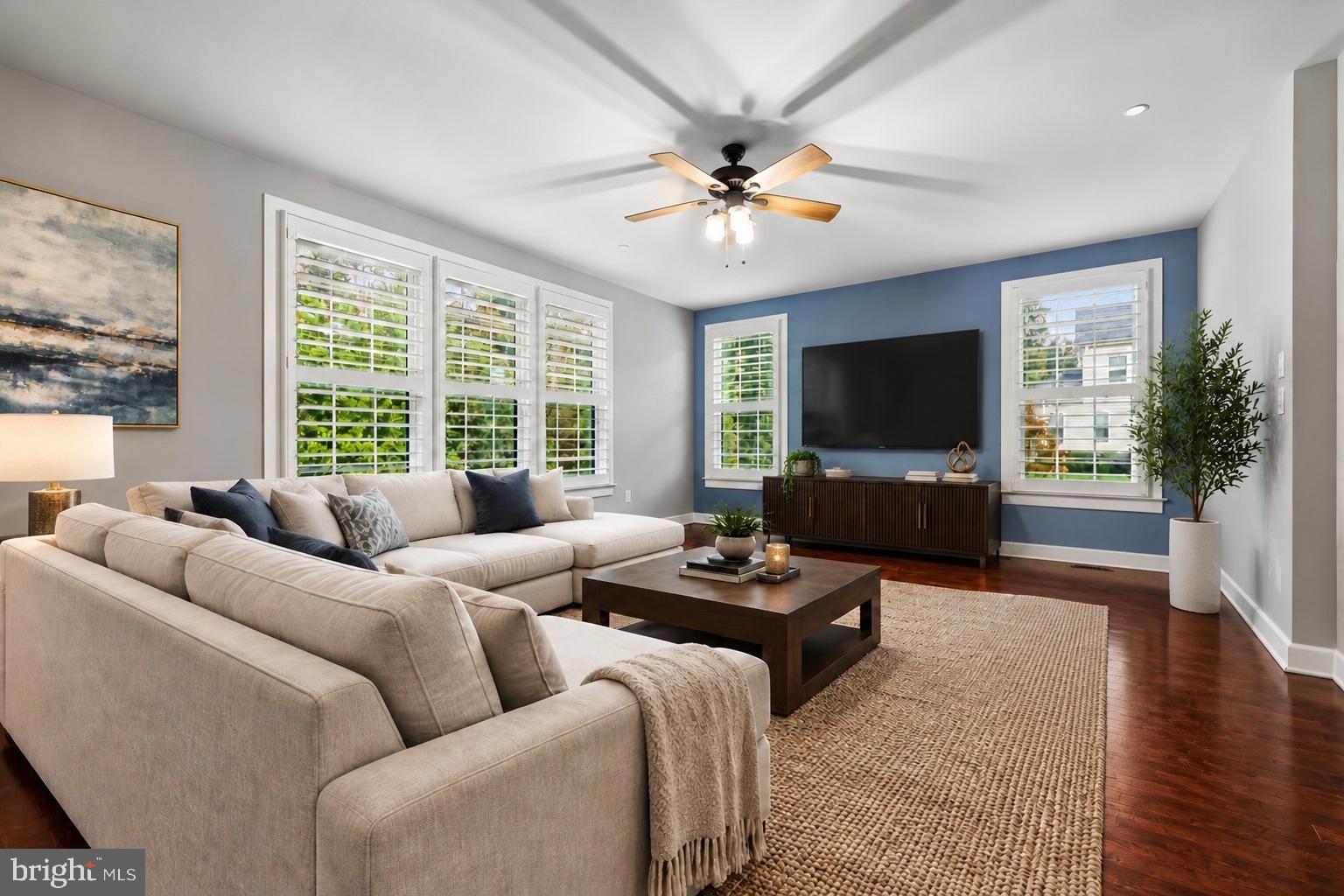 140 GREENTREE FARM DRIVE